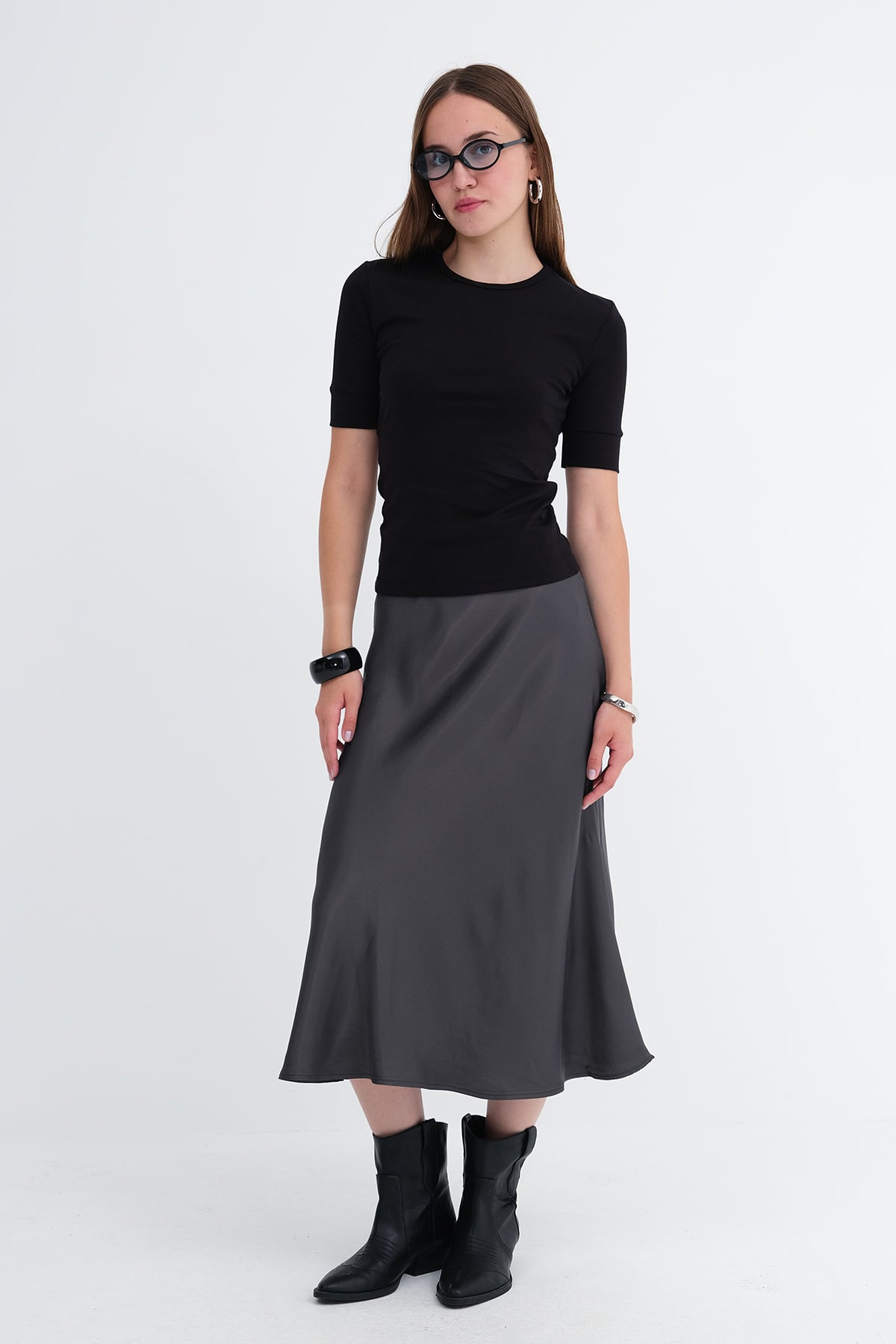 L.Charcoal_Satin-Midi-Skirt-addax