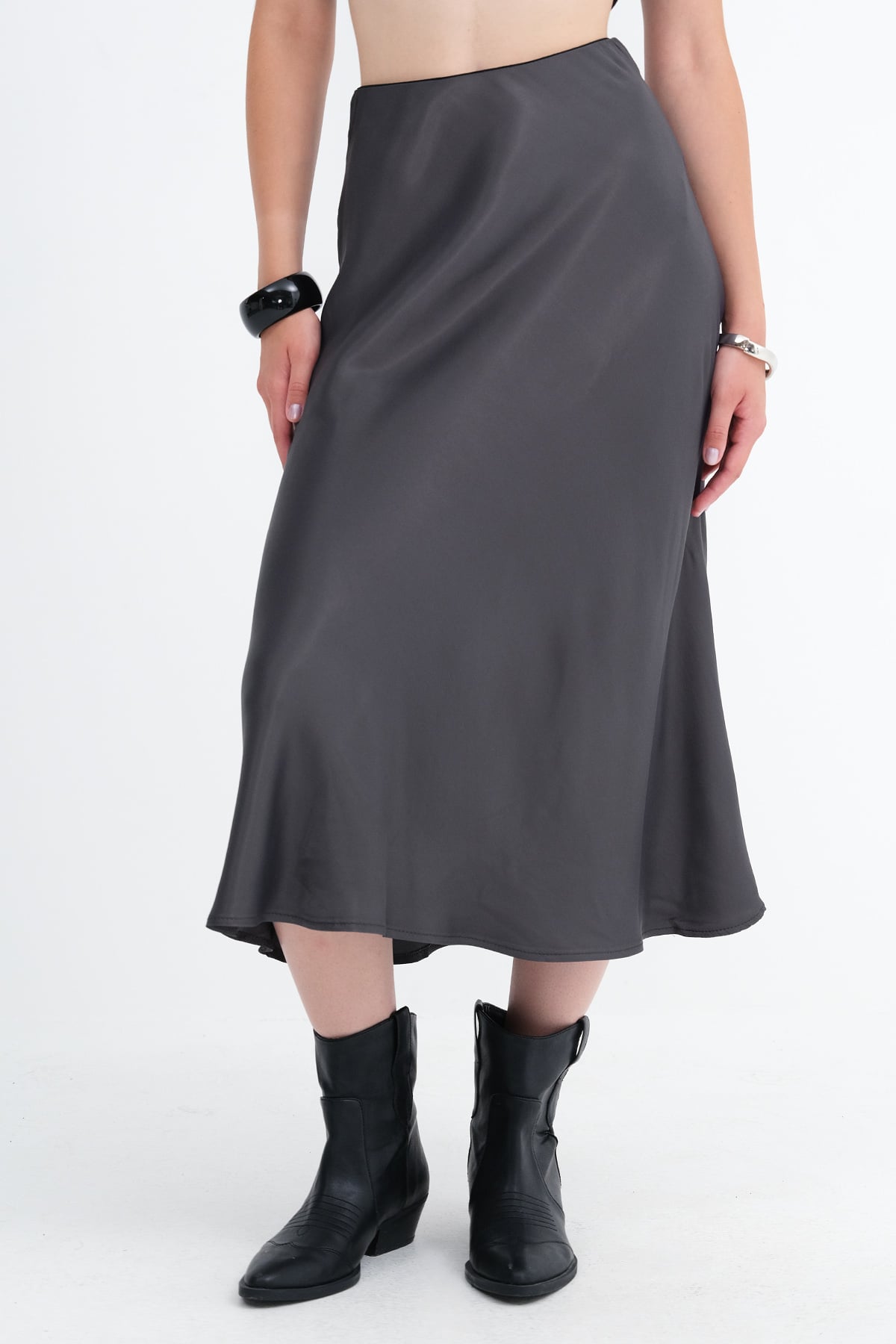 L.Charcoal_Satin-Midi-Skirt-addax