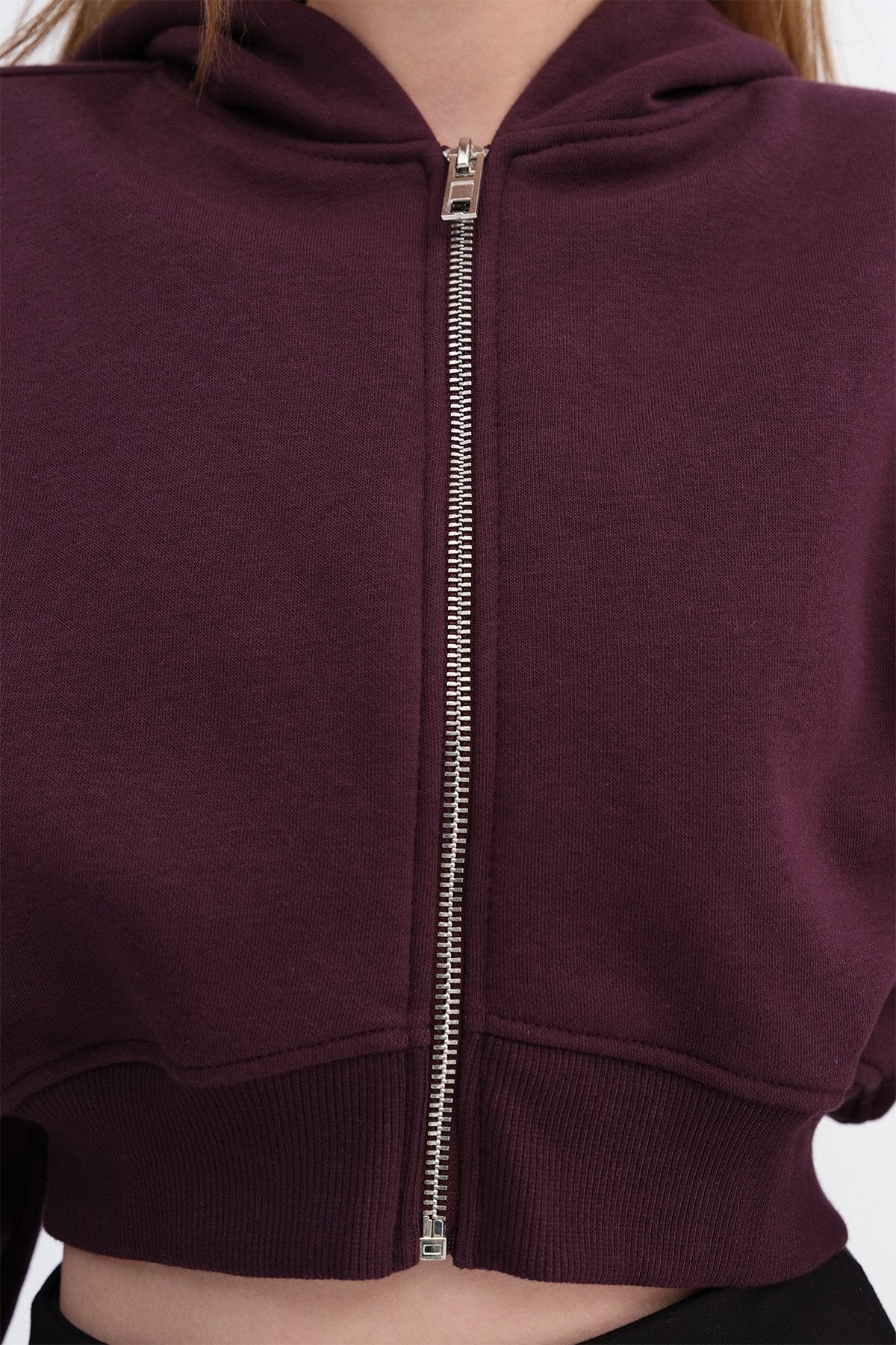 Gardenia_Raised-Hooded-Crop-Sweatshirt-addax