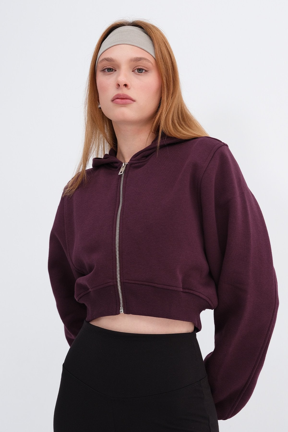 Gardenia_Raised-Hooded-Crop-Sweatshirt-addax