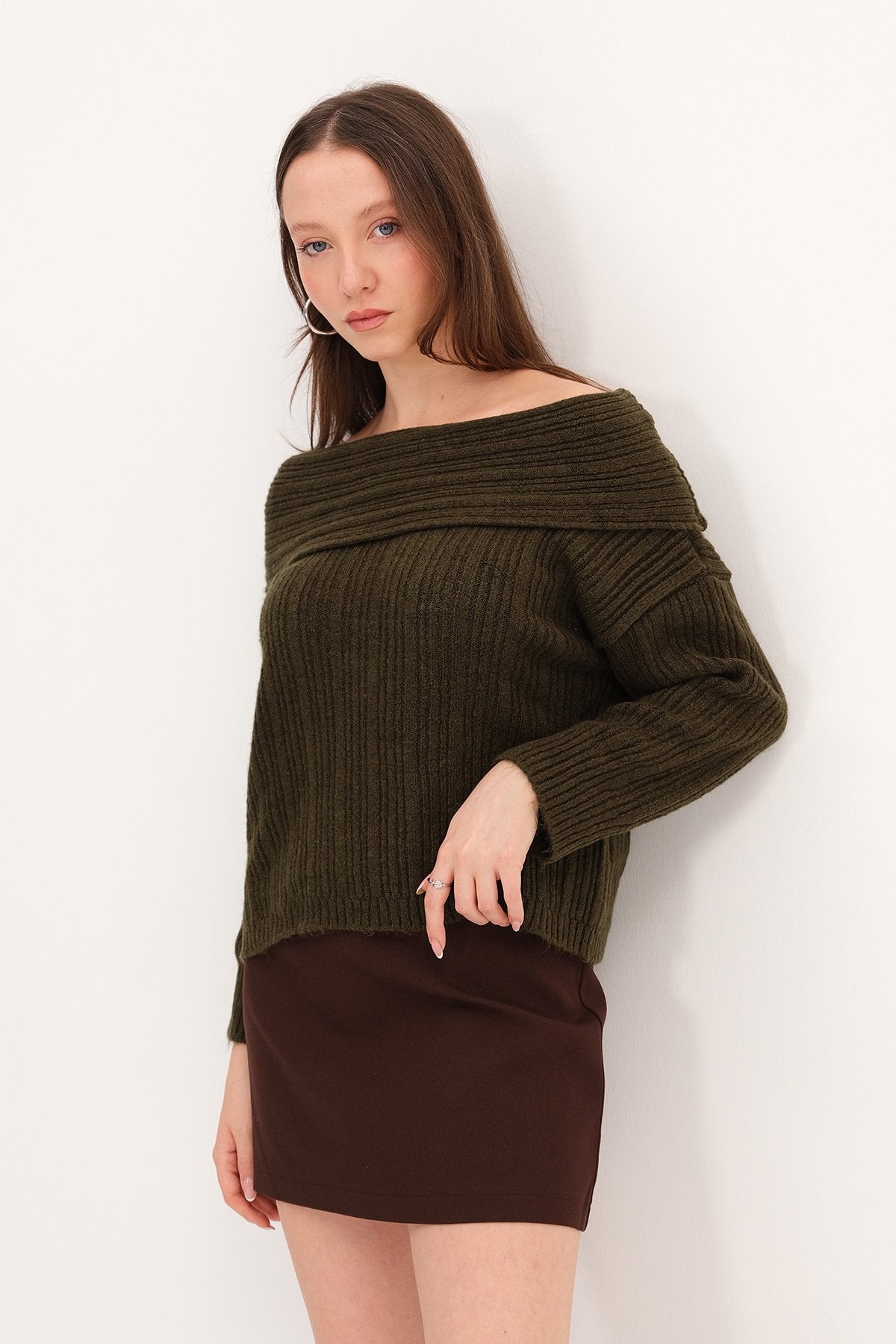 Khaki_Boat-Neck-Long-Sleeve-Knit-Sweater-addax