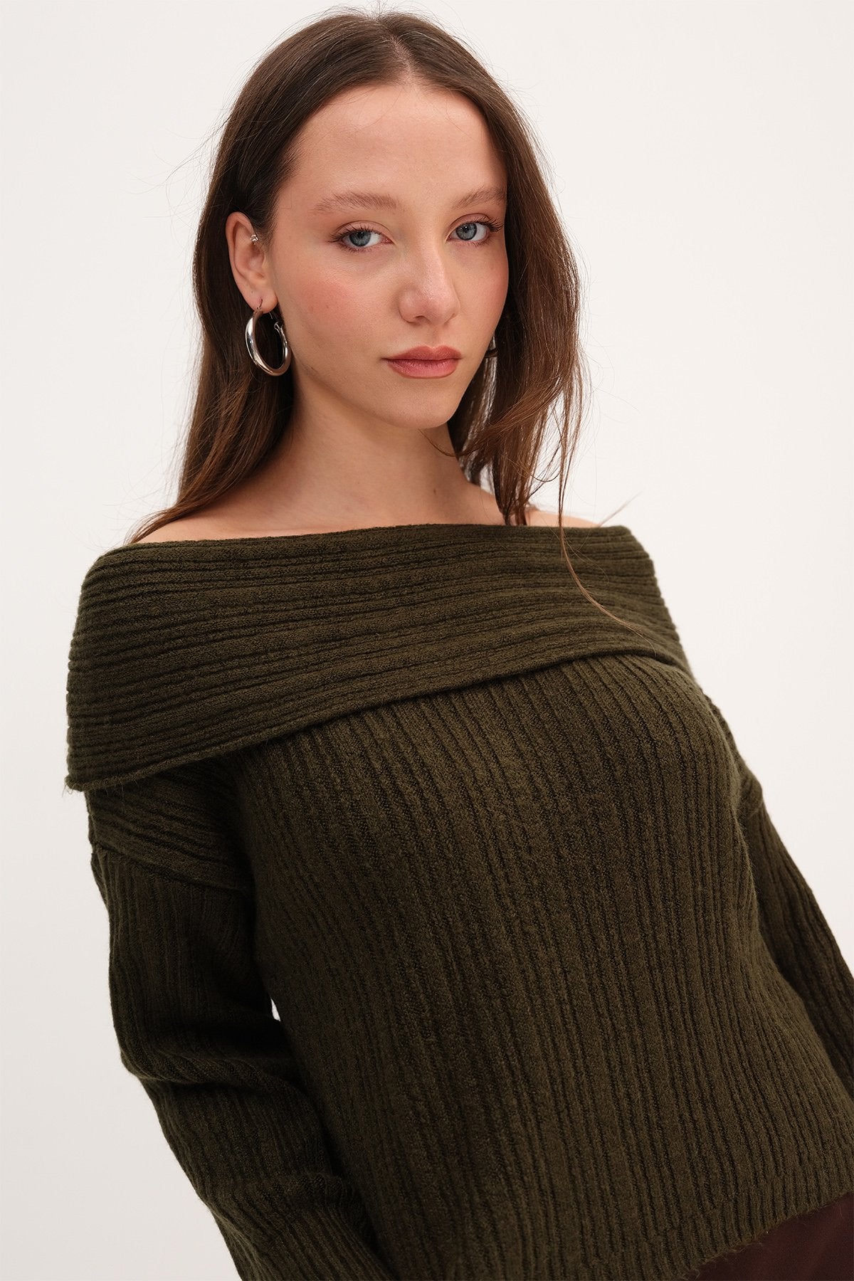Khaki_Boat-Neck-Long-Sleeve-Knit-Sweater-addax