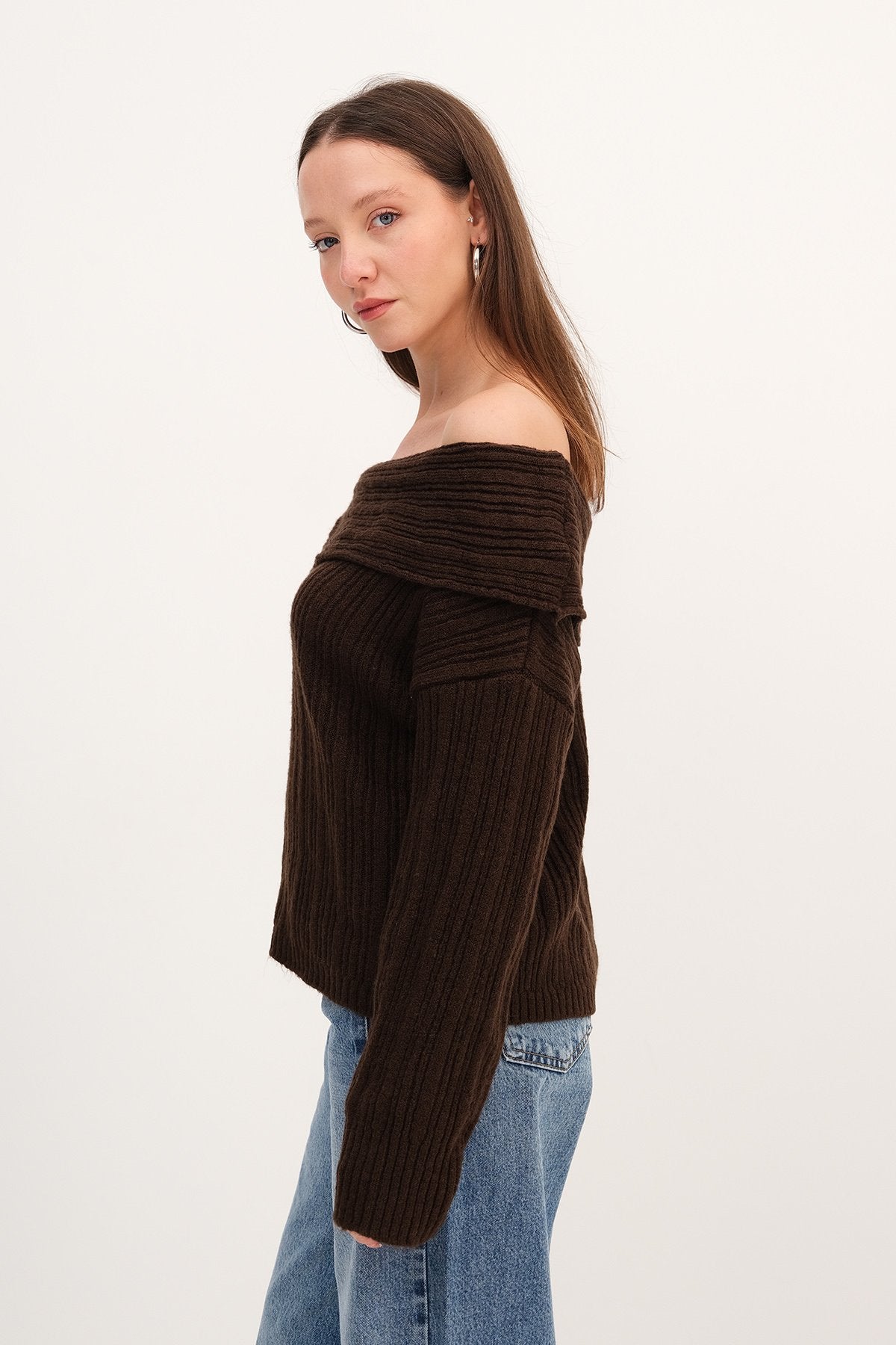 Brown_Boat-Neck-Long-Sleeve-Knit-Sweater-addax