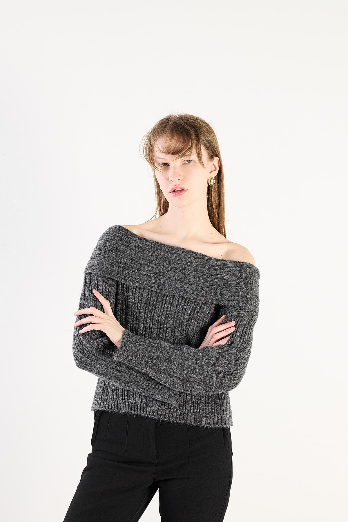 Charcoal_Boat-Neck-Long-Sleeve-Knit-Sweater-addax