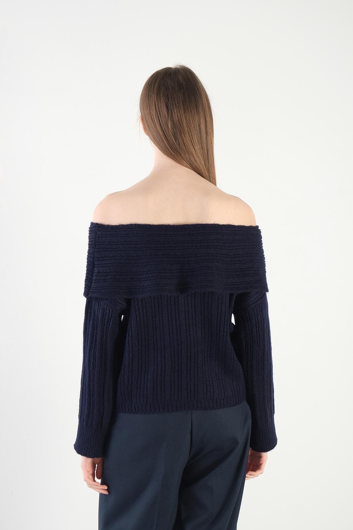 Night-Blue_Boat-Neck-Long-Sleeve-Knit-Sweater-addax