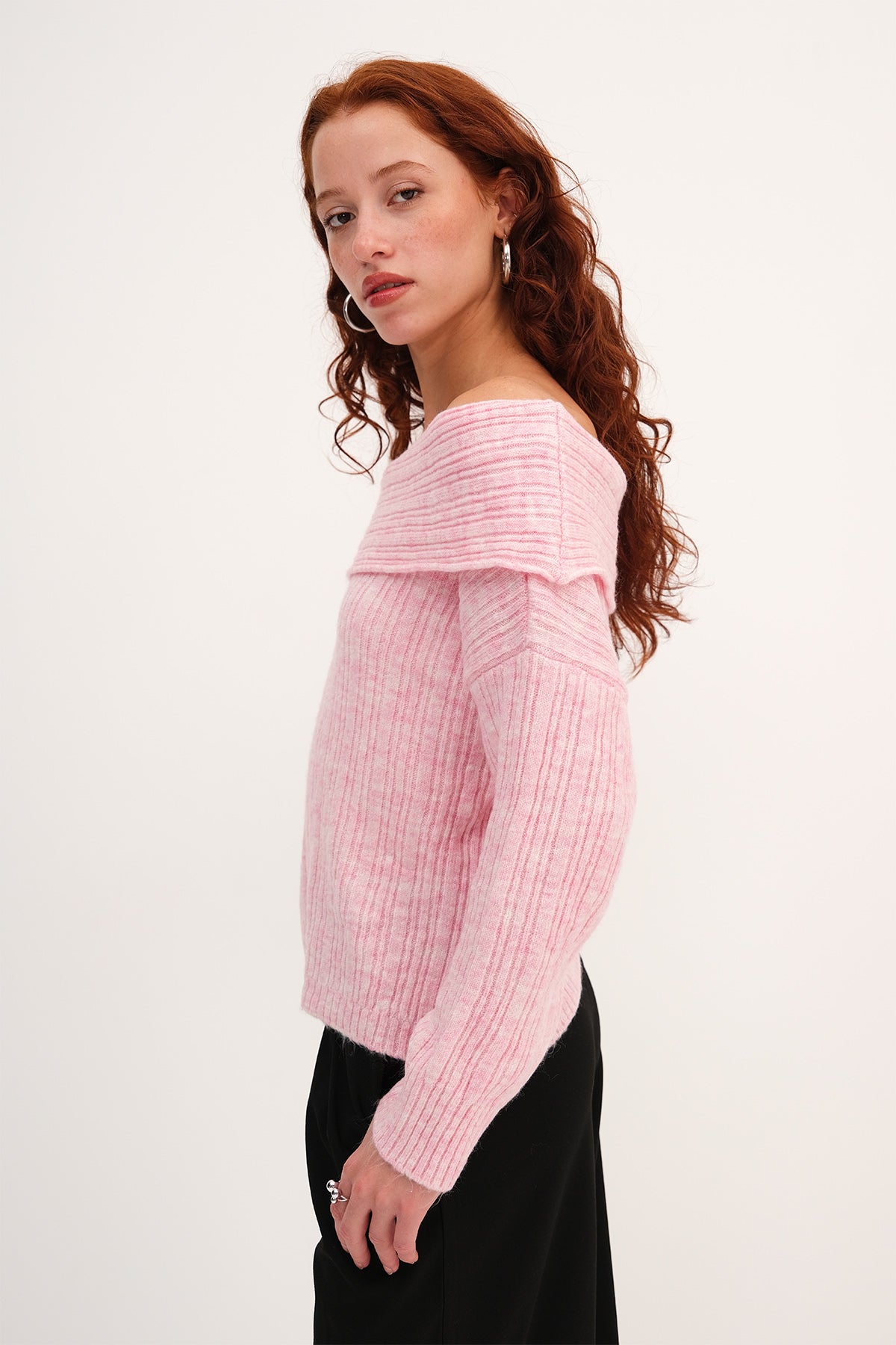 Lotus_Boat-Neck-Long-Sleeve-Knit-Sweater-addax