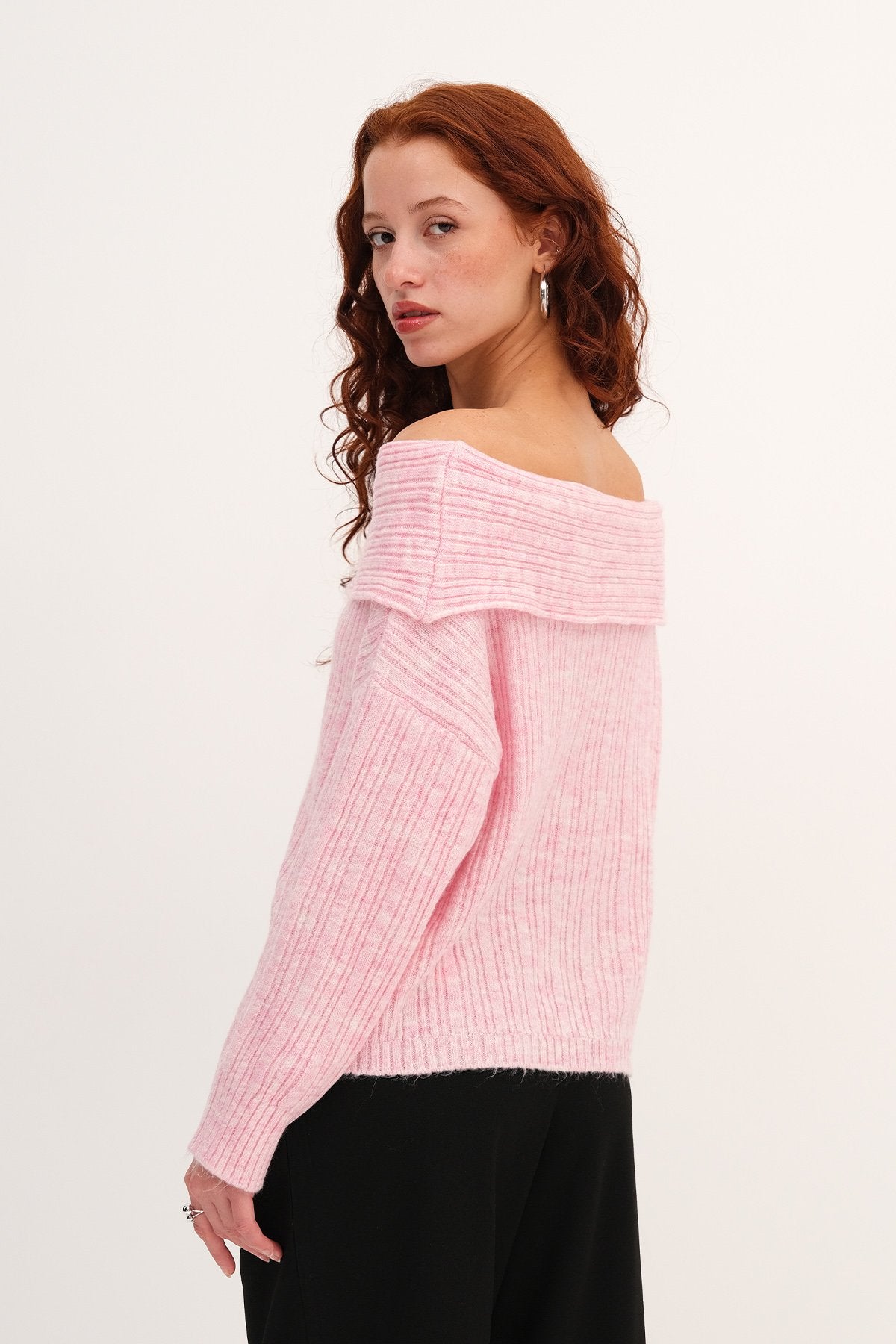 Lotus_Boat-Neck-Long-Sleeve-Knit-Sweater-addax