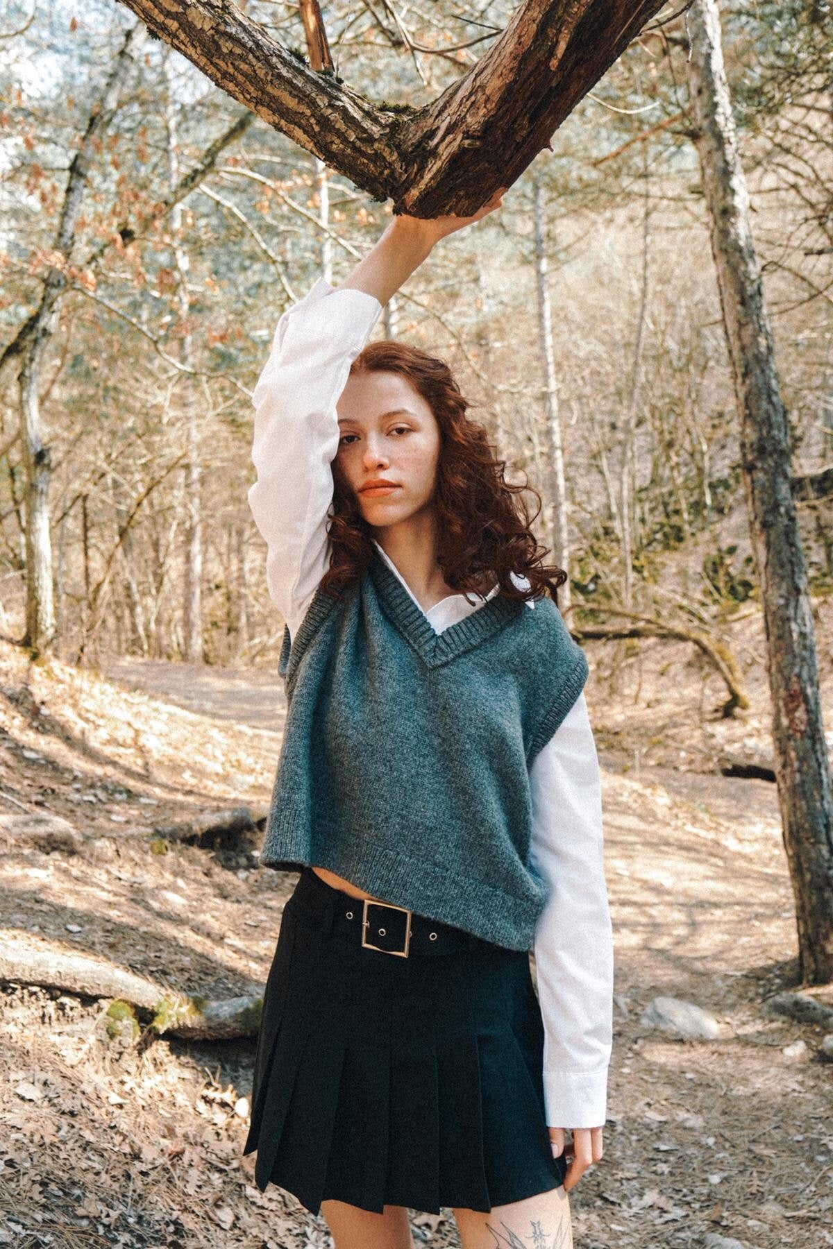 Charcoal_V-Neck-Knit-Vest-addax