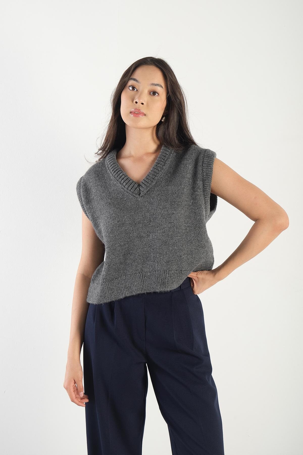 Charcoal_V-Neck-Knit-Vest-addax