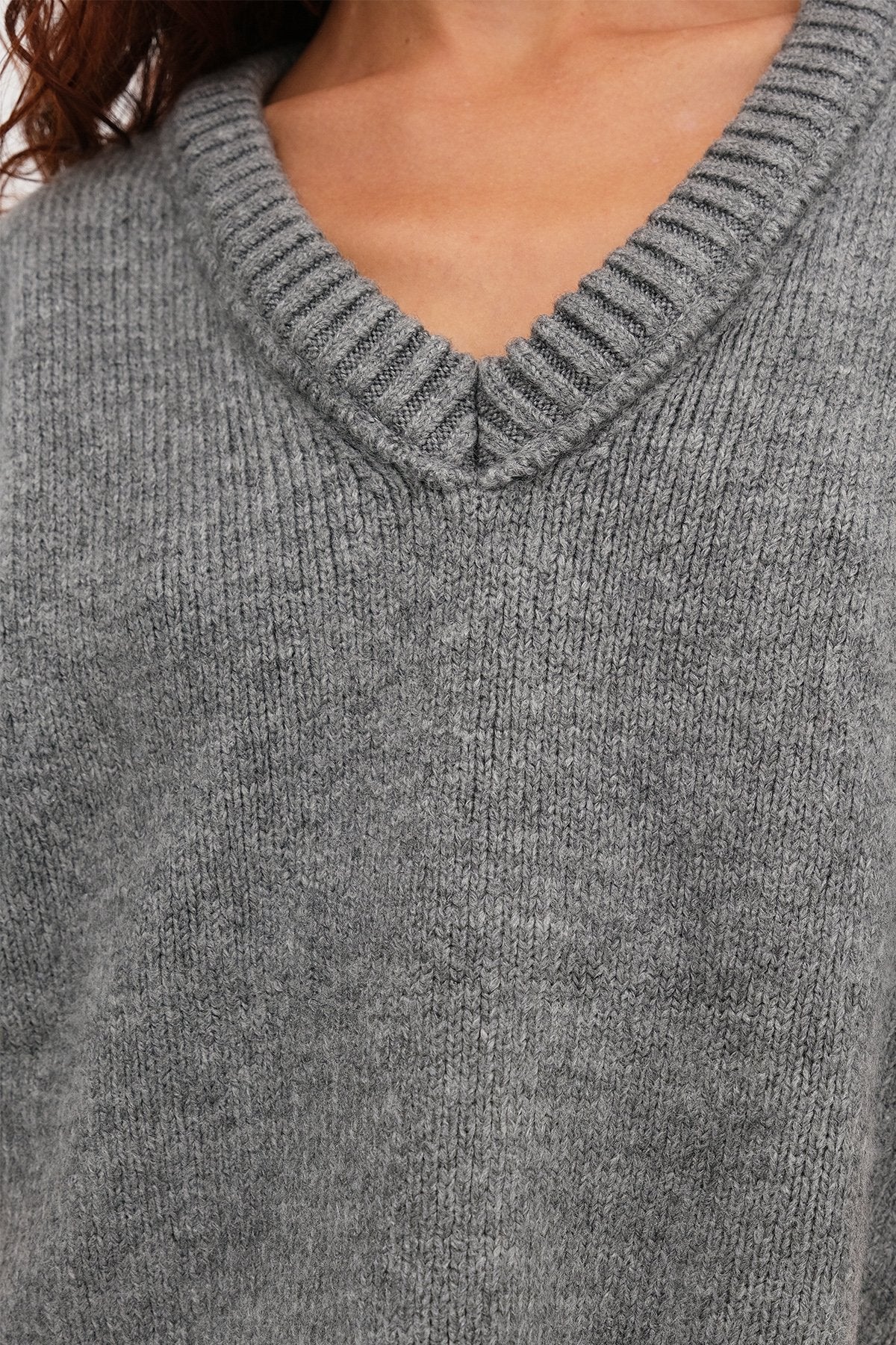 Grey_V-Neck-Knit-Vest-addax