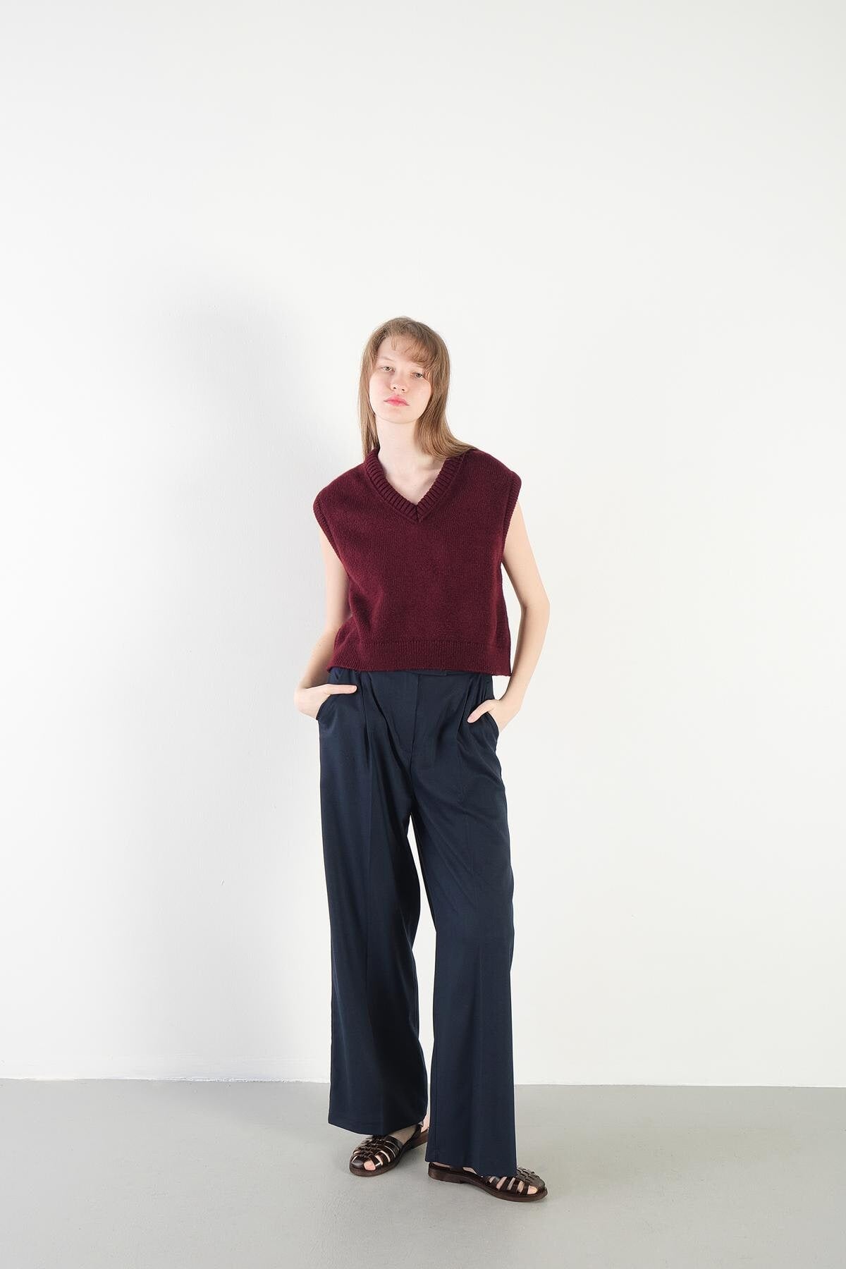Burgundy_V-Neck-Knit-Vest-addax