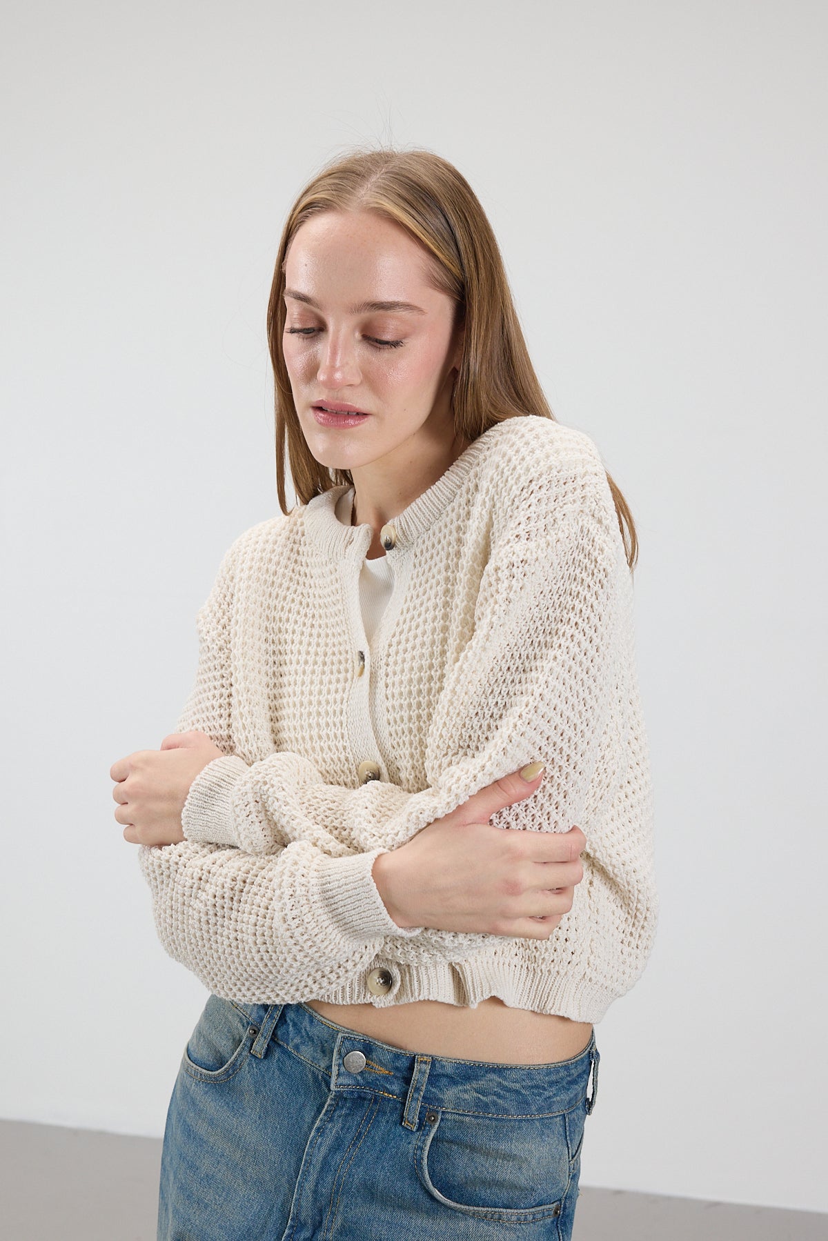 Stone_Button-Knit-Cardigan-addax