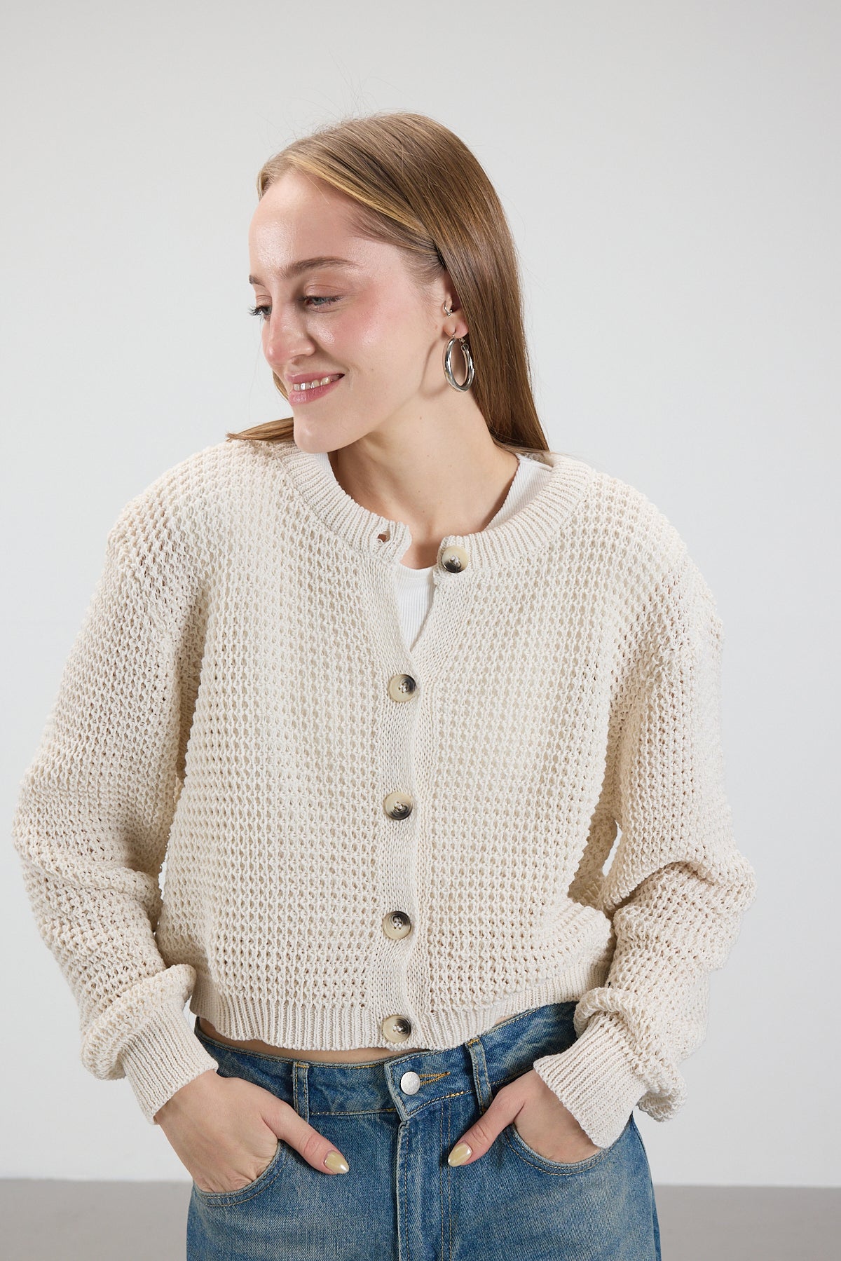 Stone_Button-Knit-Cardigan-addax
