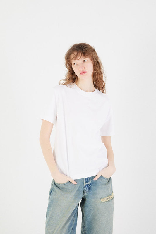 White_Round-Neck-Basic-T-shirt-addax