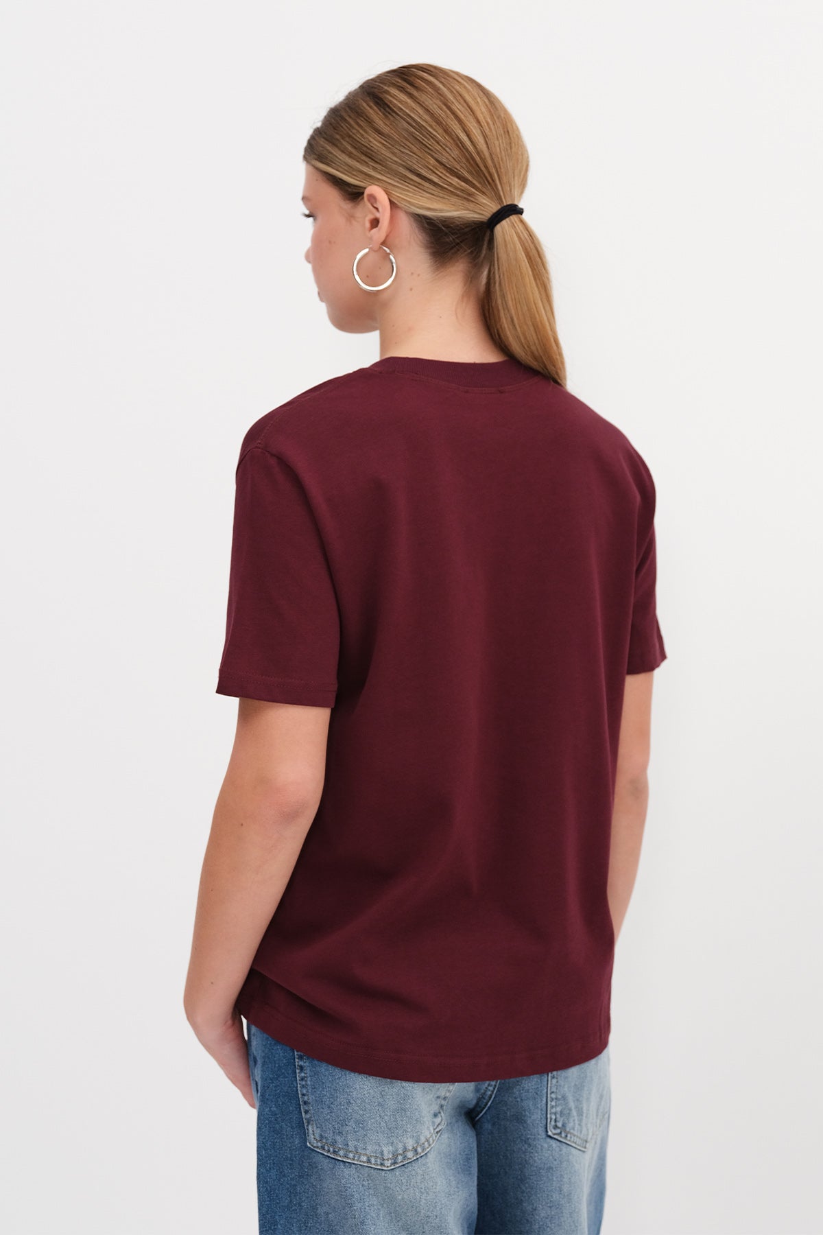 Burgundy_Round-Neck-Basic-T-shirt-addax