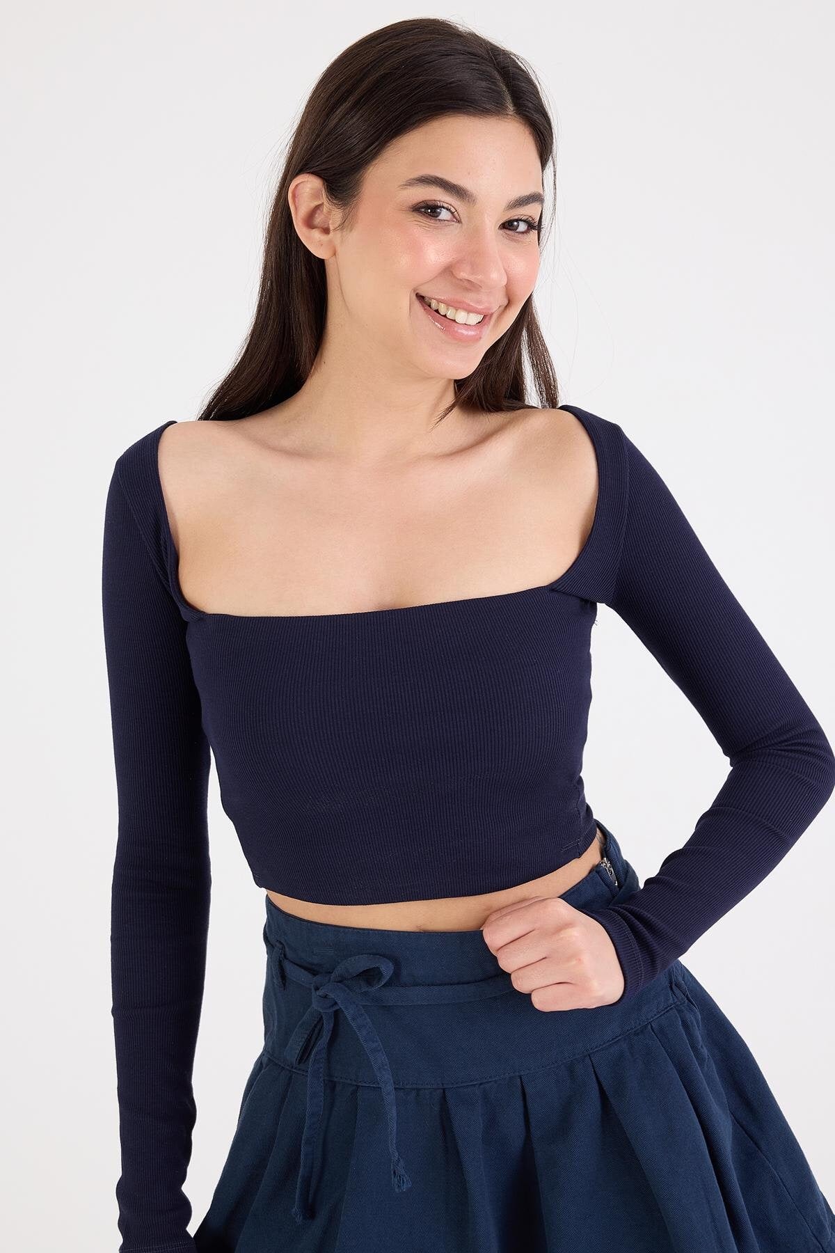 Night-Blue_Square-Neck-Ribbed-Crop-Top-addax