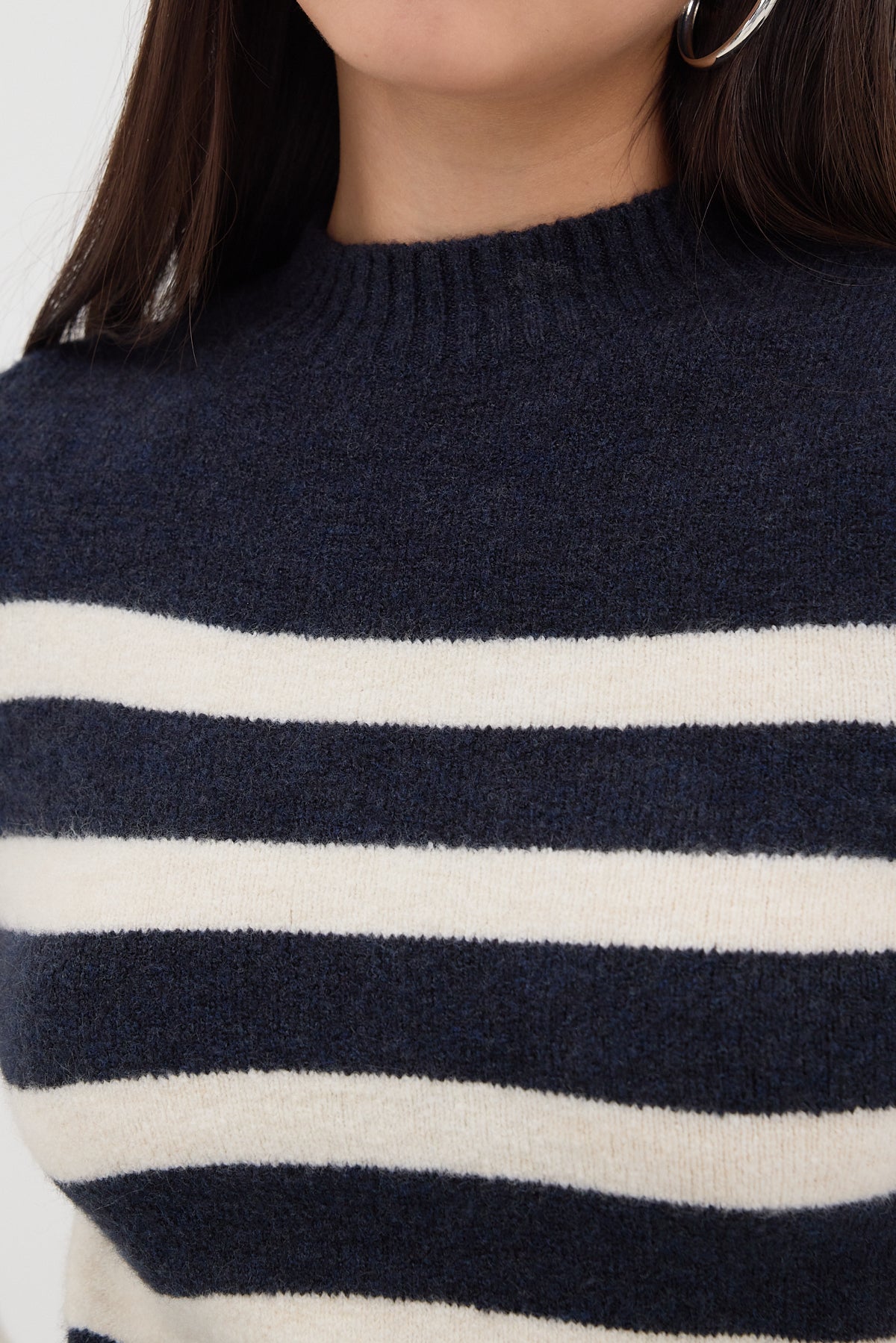 Night-Blue---Beige_High-Collar-Striped-Knitwear-Sweater-addax