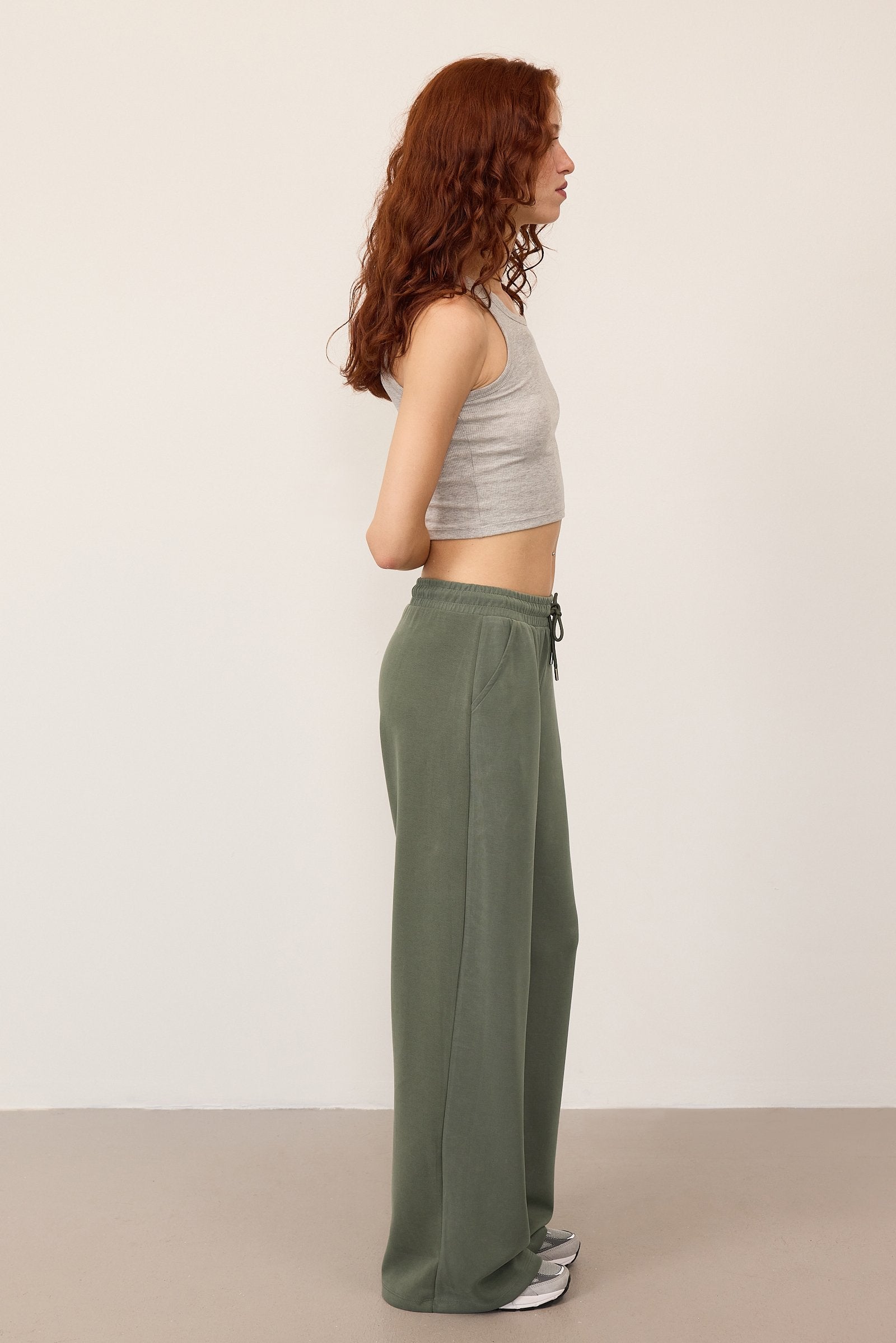 Khaki_Elastic-Waist-Modal-Sweatpants-addax
