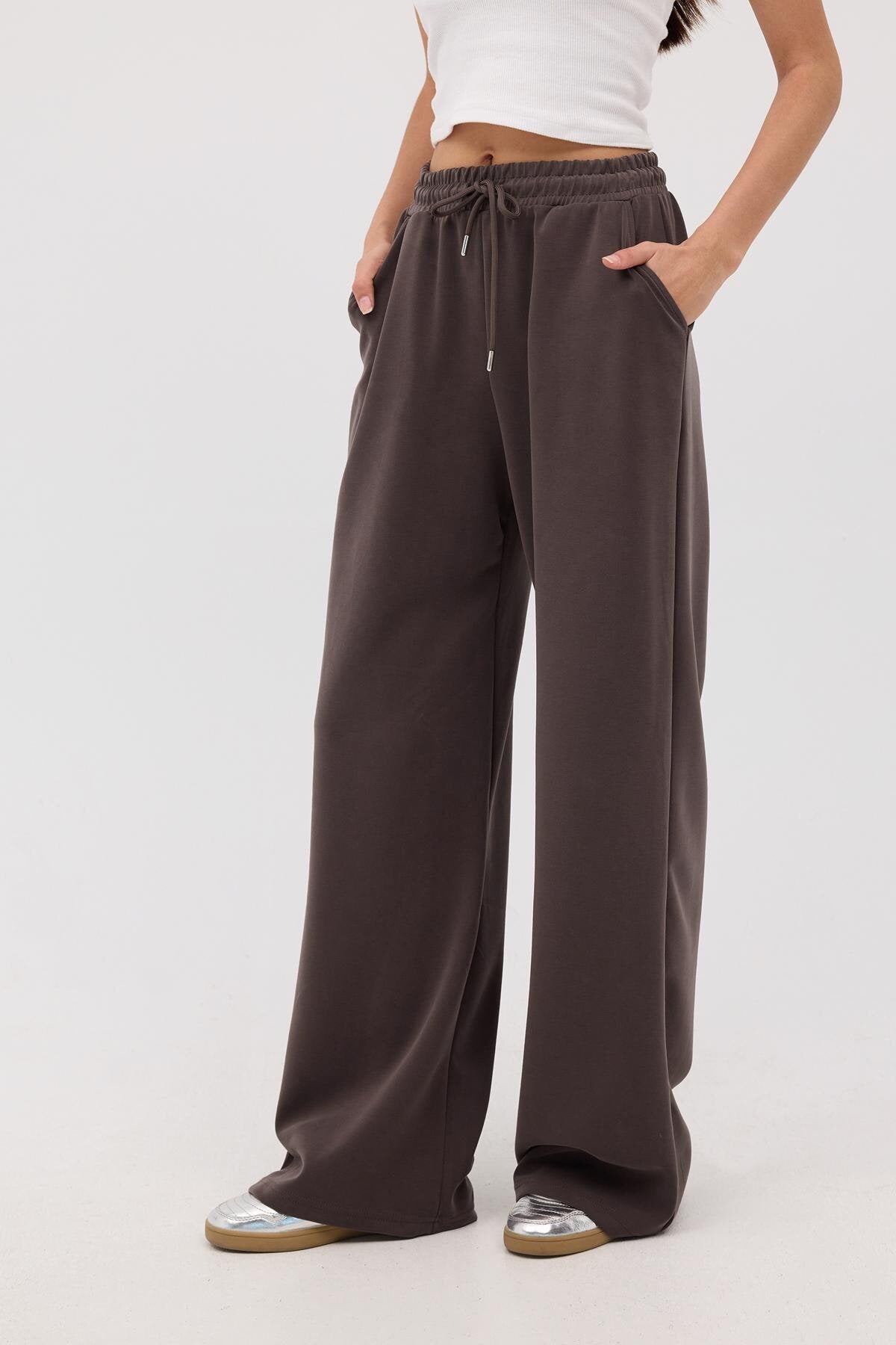 Brown_Elastic-Waist-Modal-Sweatpants-addax