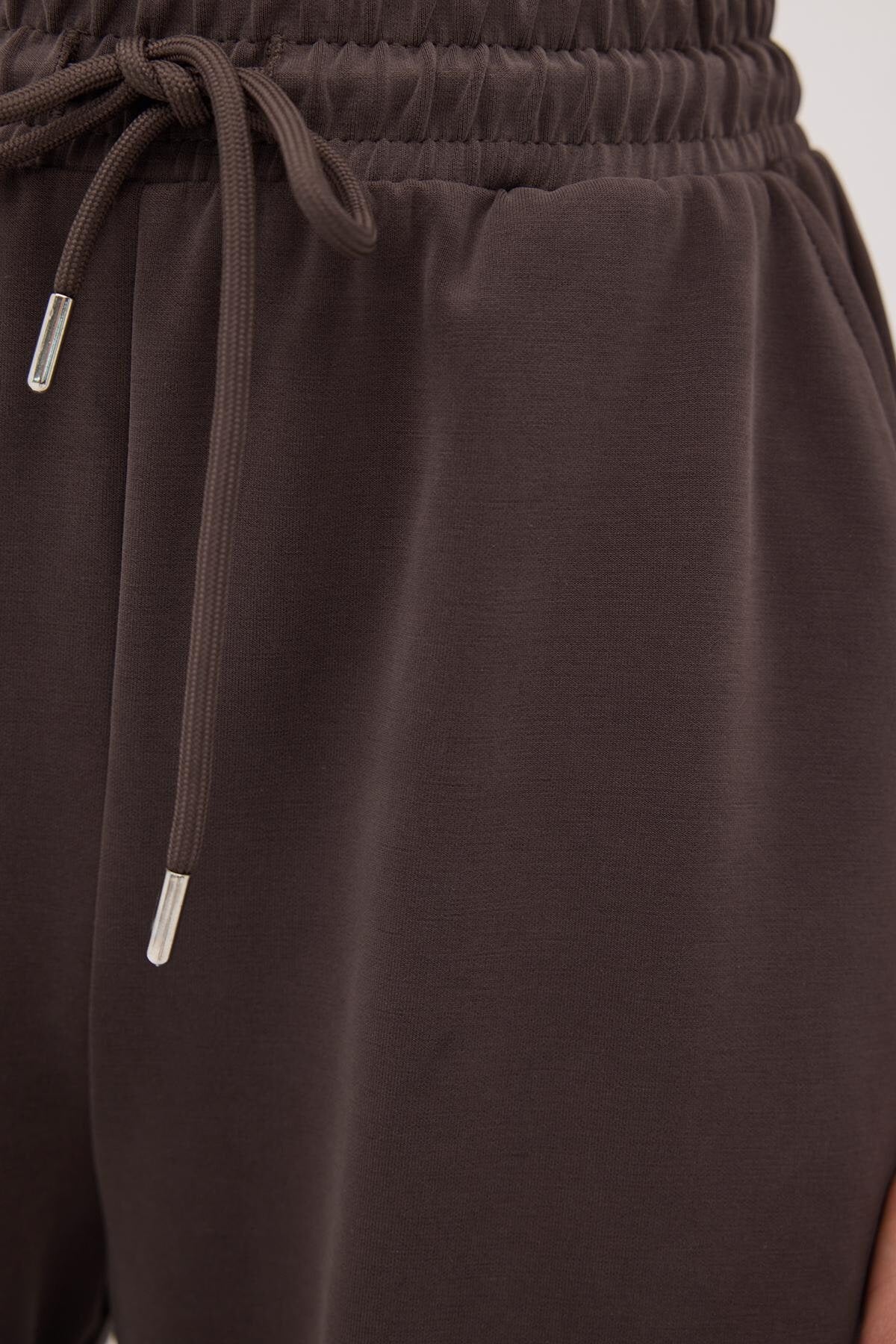 Brown_Elastic-Waist-Modal-Sweatpants-addax