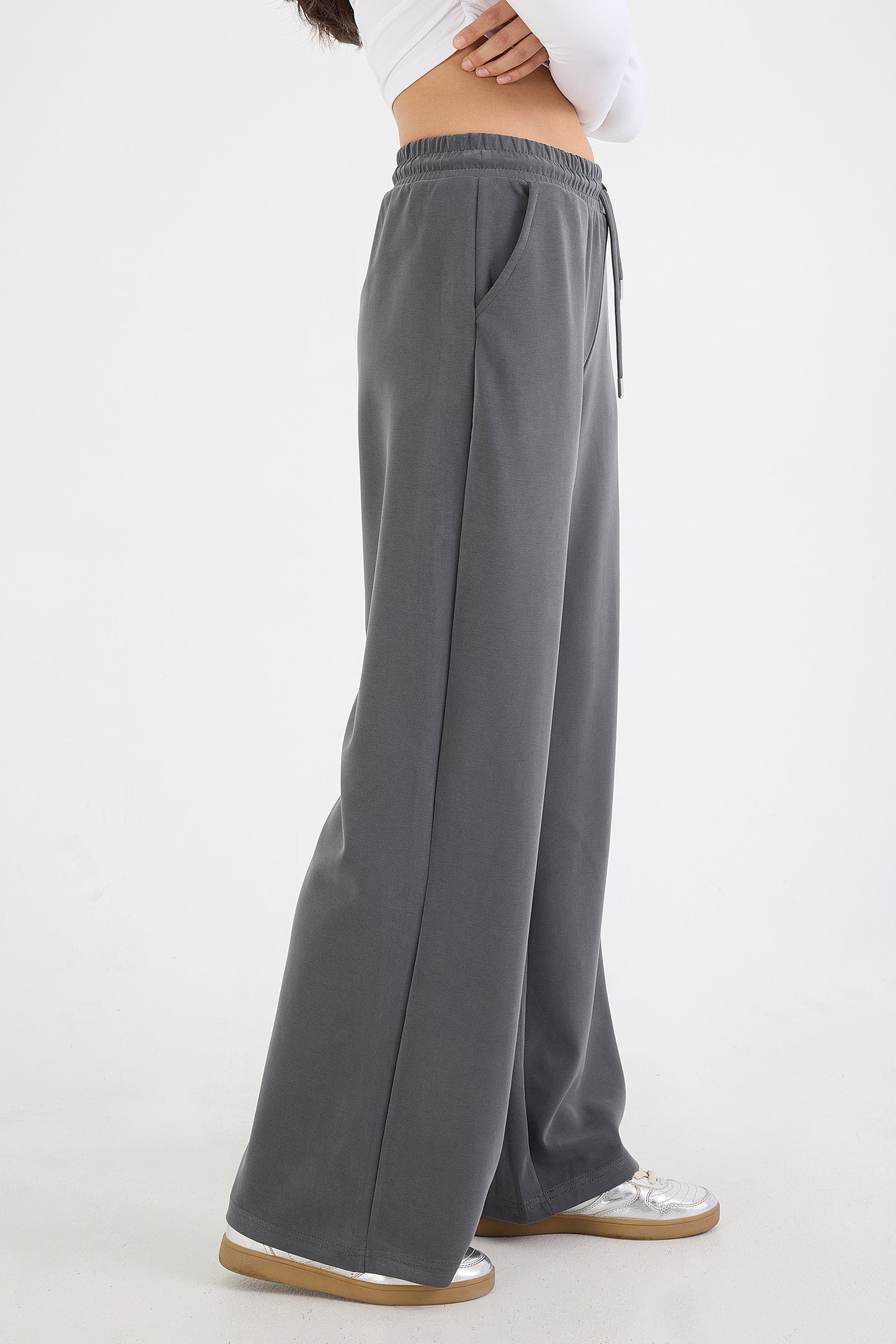 Charcoal_Elastic-Waist-Modal-Sweatpants-addax