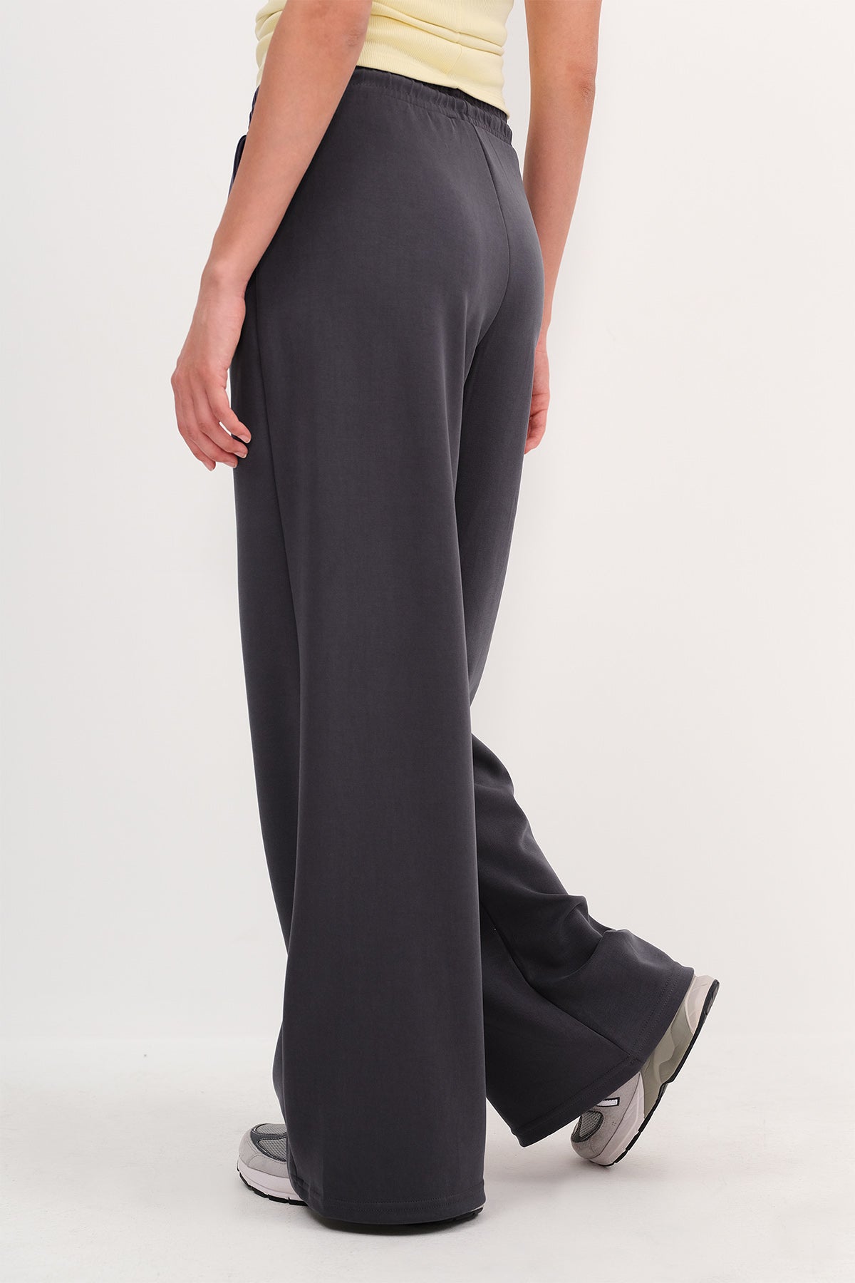 Lead-Grey_Elastic-Waist-Modal-Sweatpants-addax