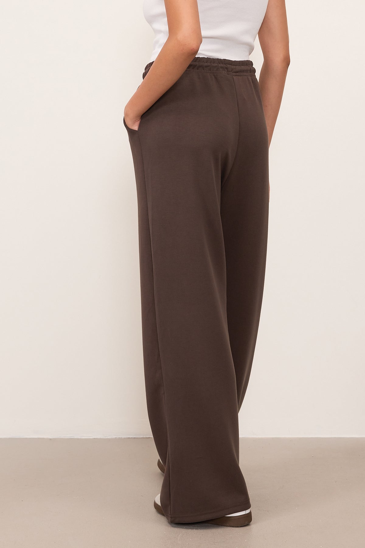 Light-Brown_Elastic-Waist-Modal-Sweatpants-addax