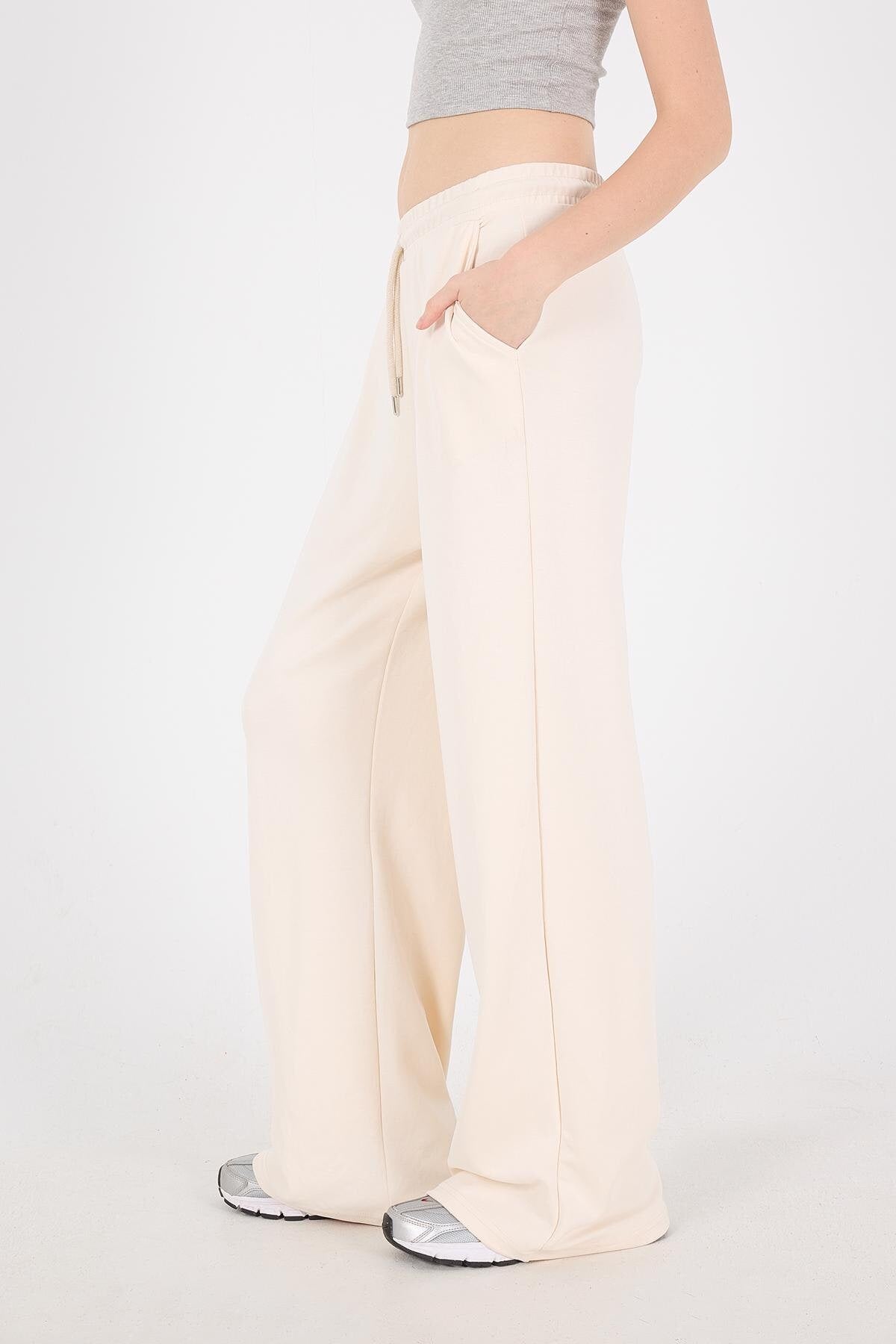 Ecru_Elastic-Waist-Modal-Sweatpants-addax