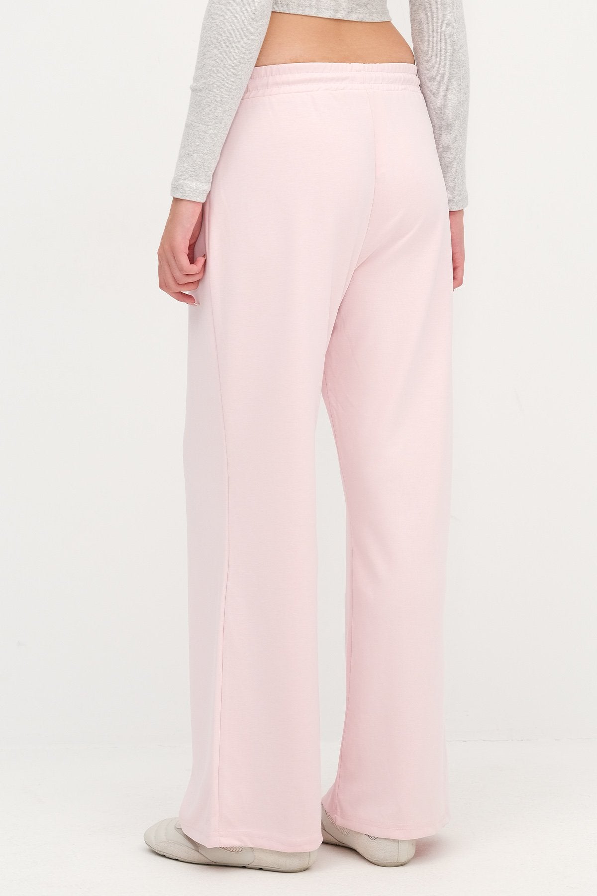 Lotus_Elastic-Waist-Modal-Sweatpants-addax