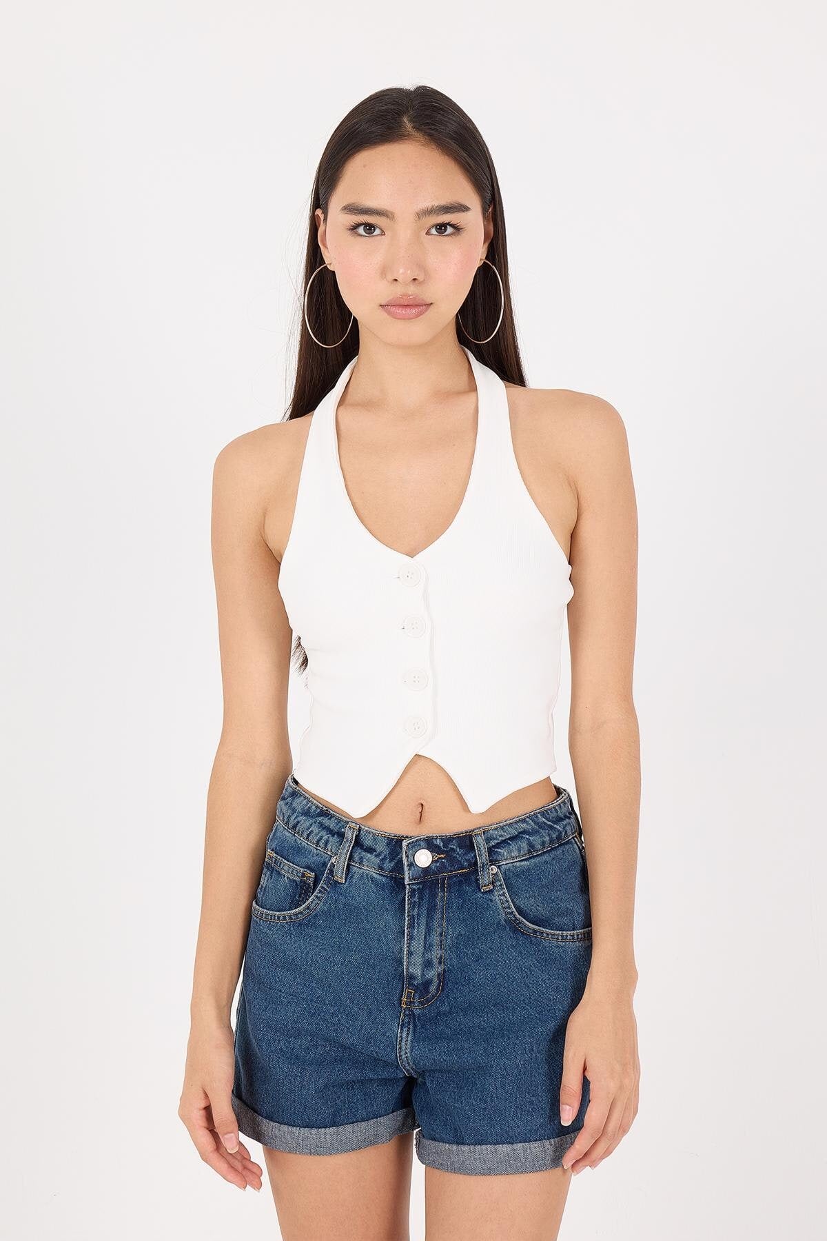 Ecru_Neck-Buttoned-Vest-addax