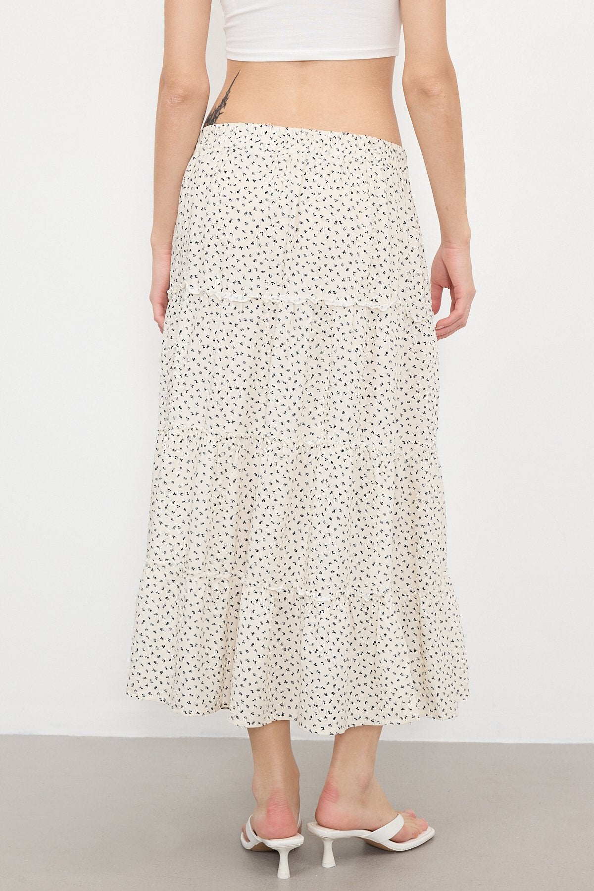 Ecru_Floral-Long-Skirt-addax