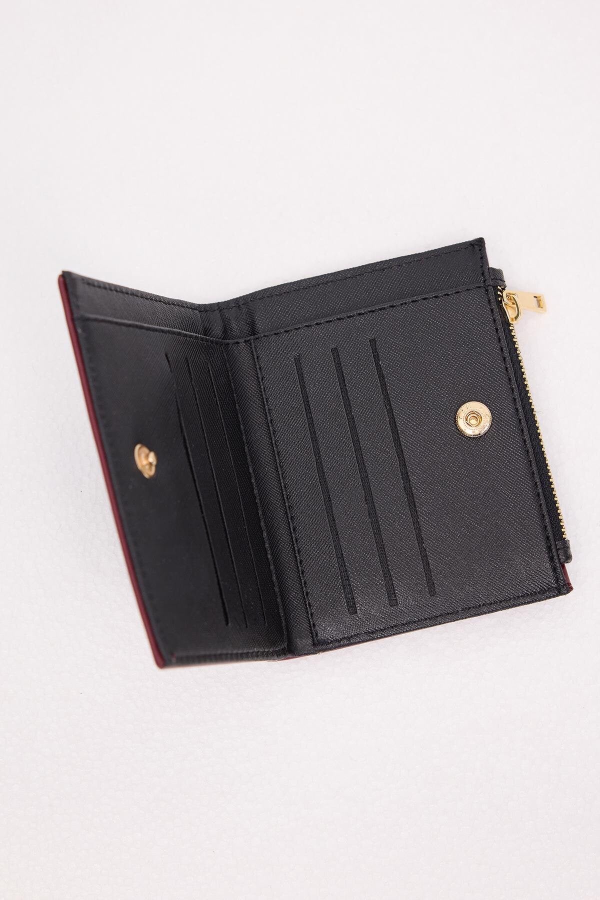 Burgundy_Wallet-addax