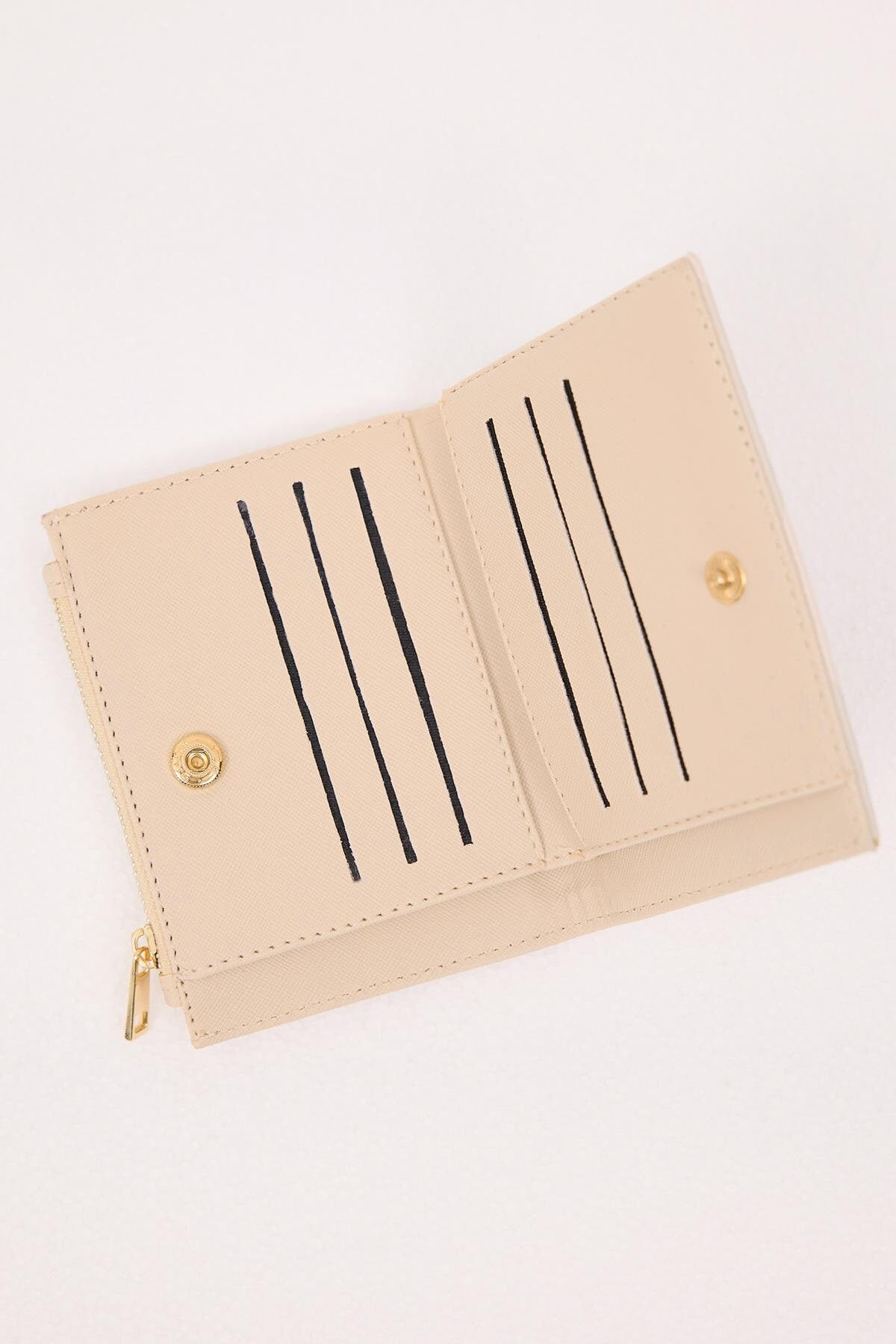 Beige_Wallet-addax