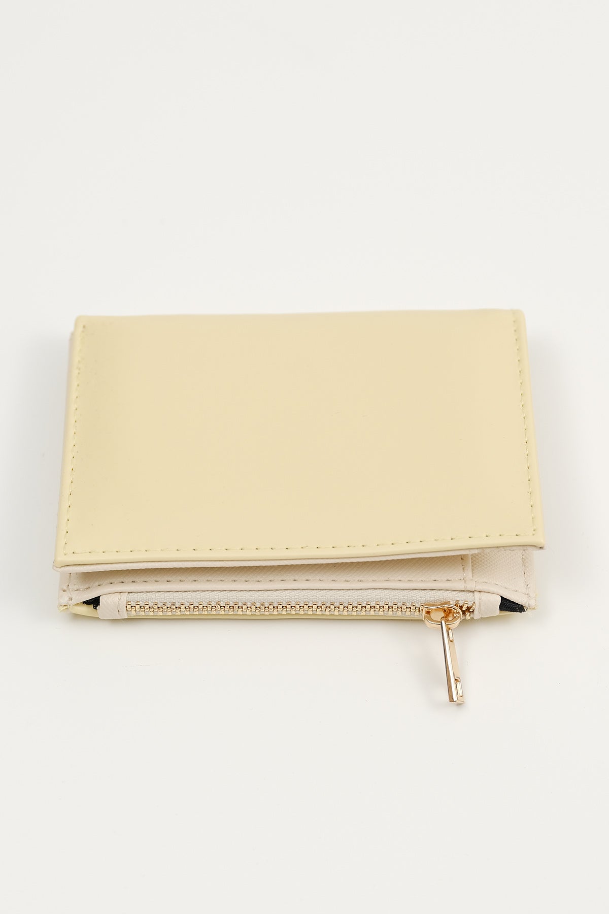 Light-Yellow_Wallet-addax