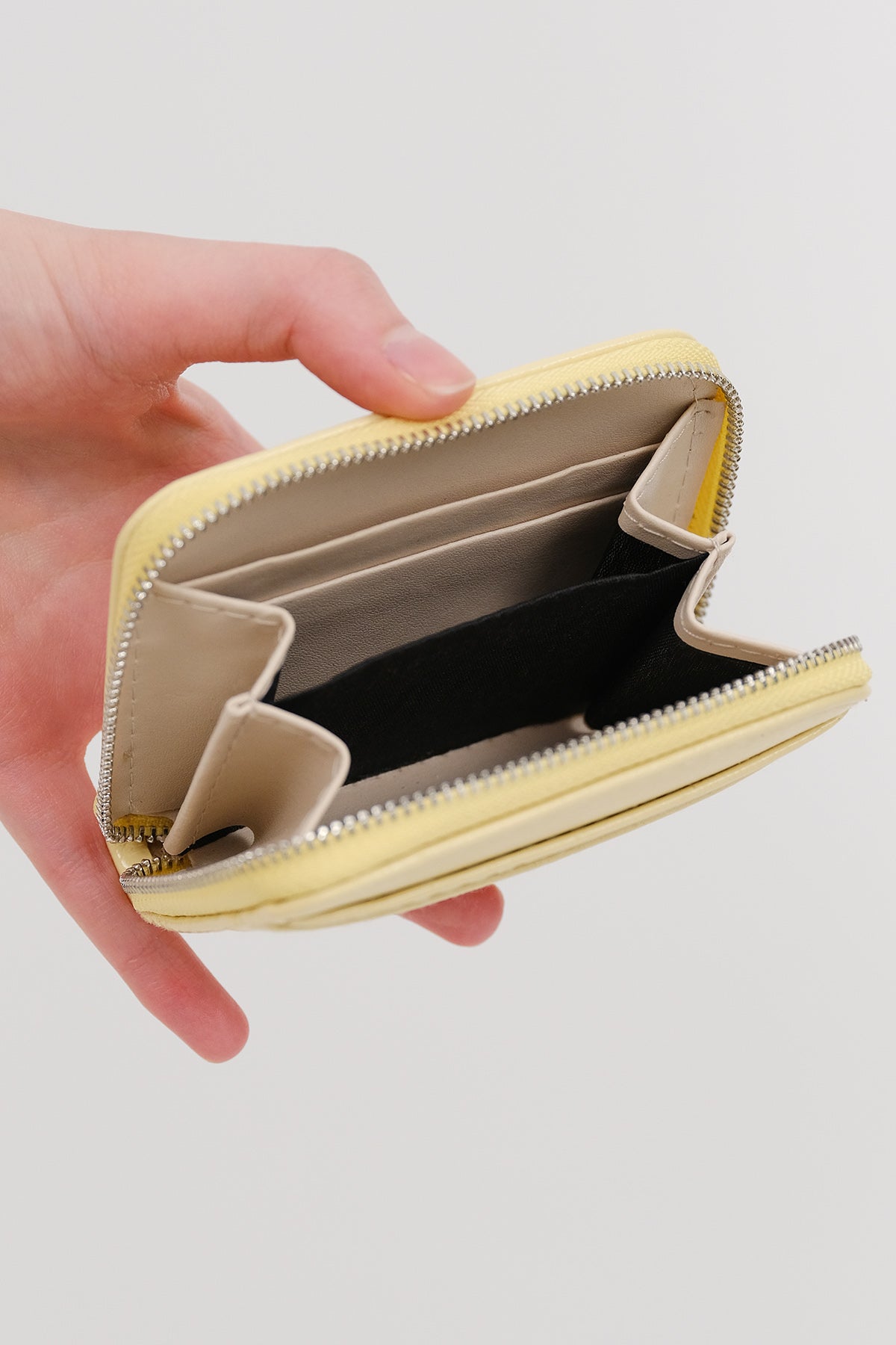 Light-Yellow_Zip-Up-Cardholder-Wallet-addax