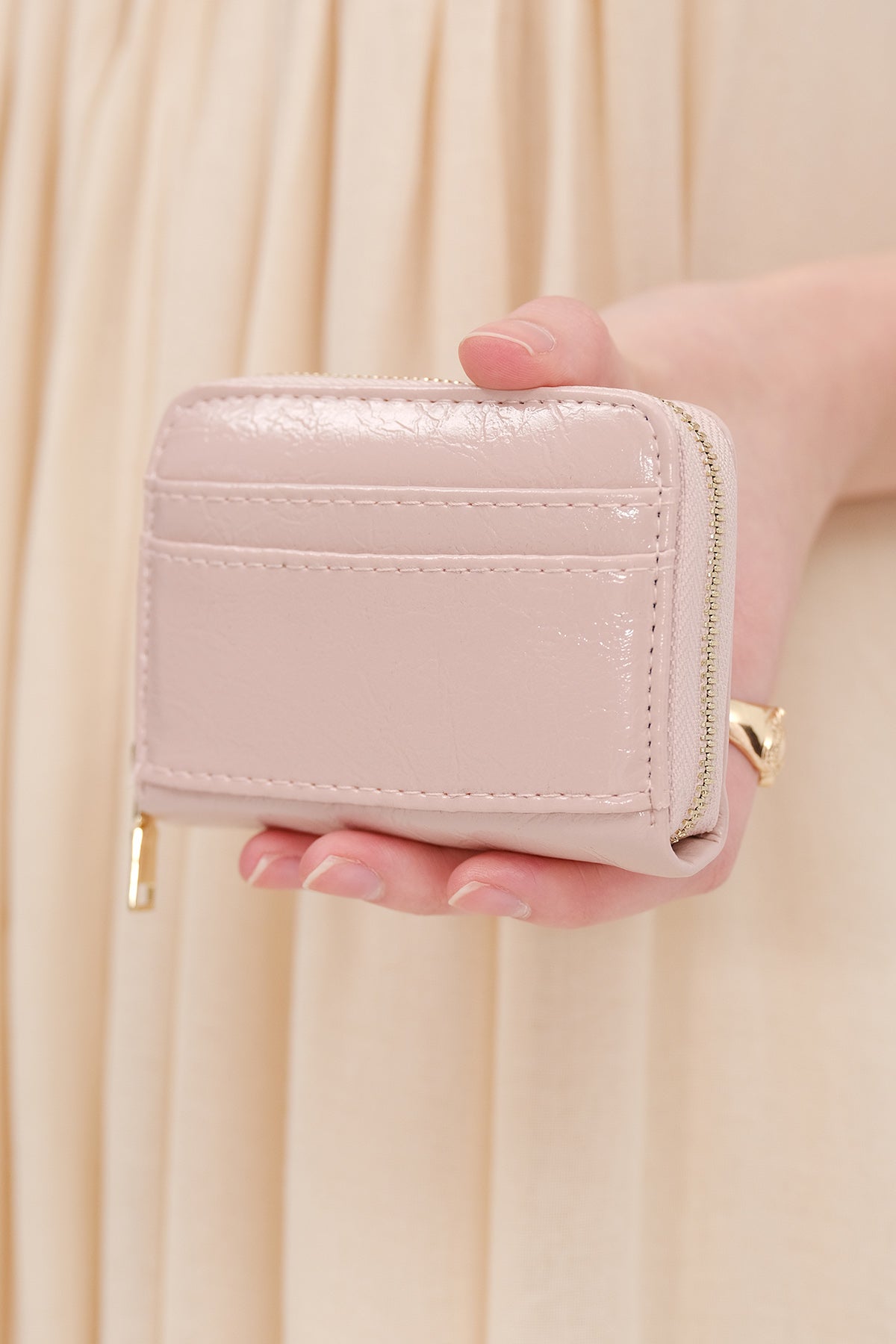 Lotus_Zip-Up-Cardholder-Wallet-addax