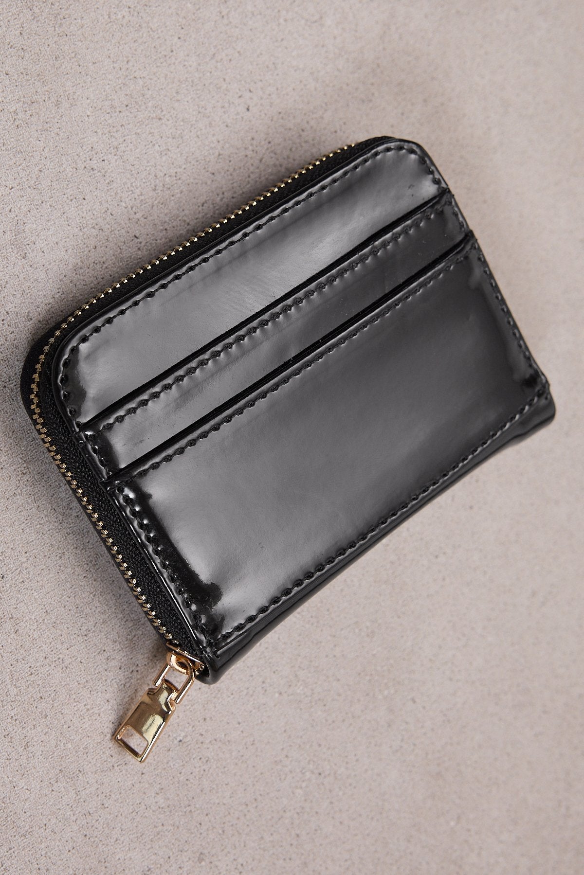 Black_Zip-Patent-Wallet-addax