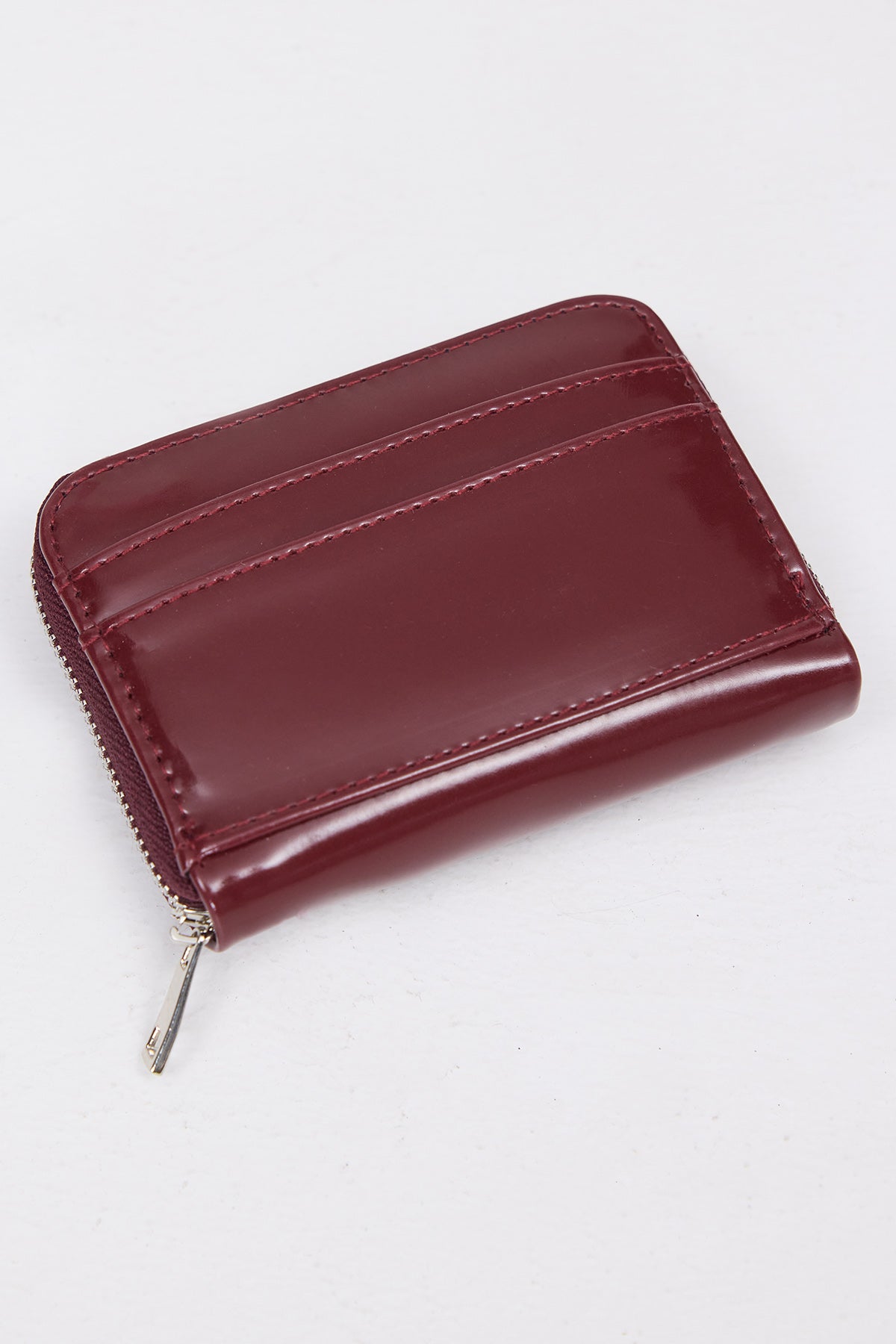Burgundy_Zip-Patent-Wallet-addax