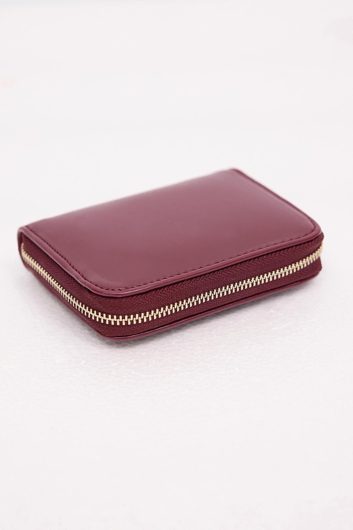 Burgundy_Zipper-Wallet-addax