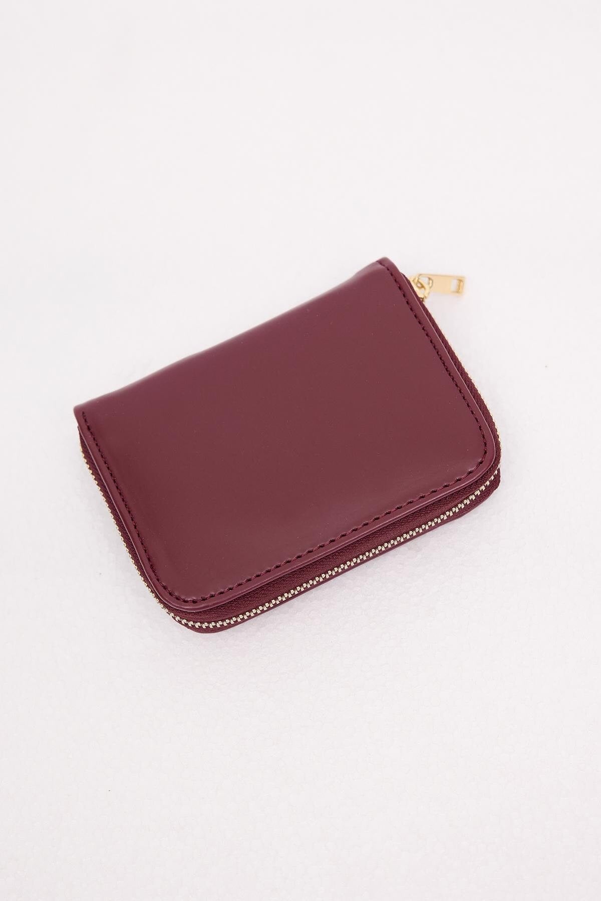 Burgundy_Zipper-Wallet-addax
