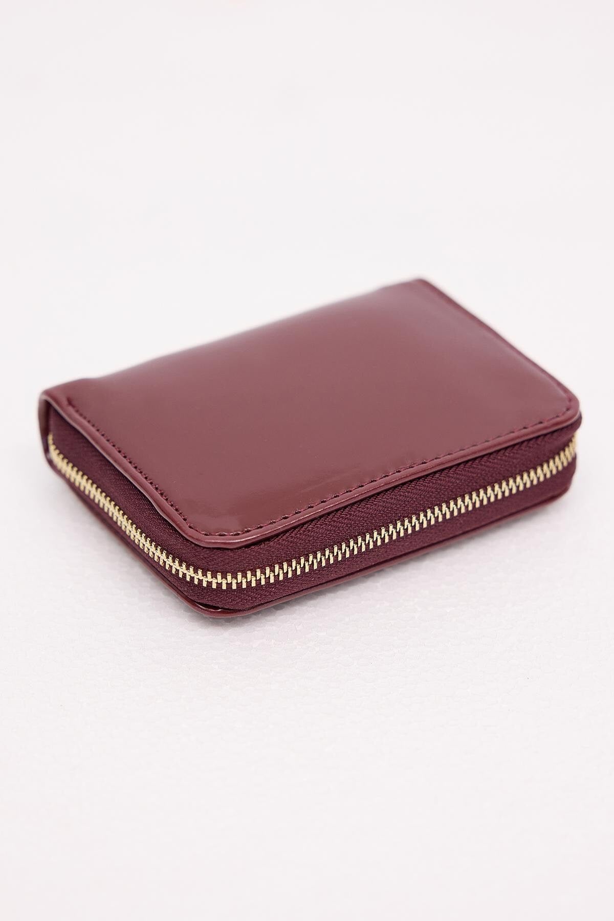 Burgundy_Zip-Up-Patent-Leather-Wallet-addax