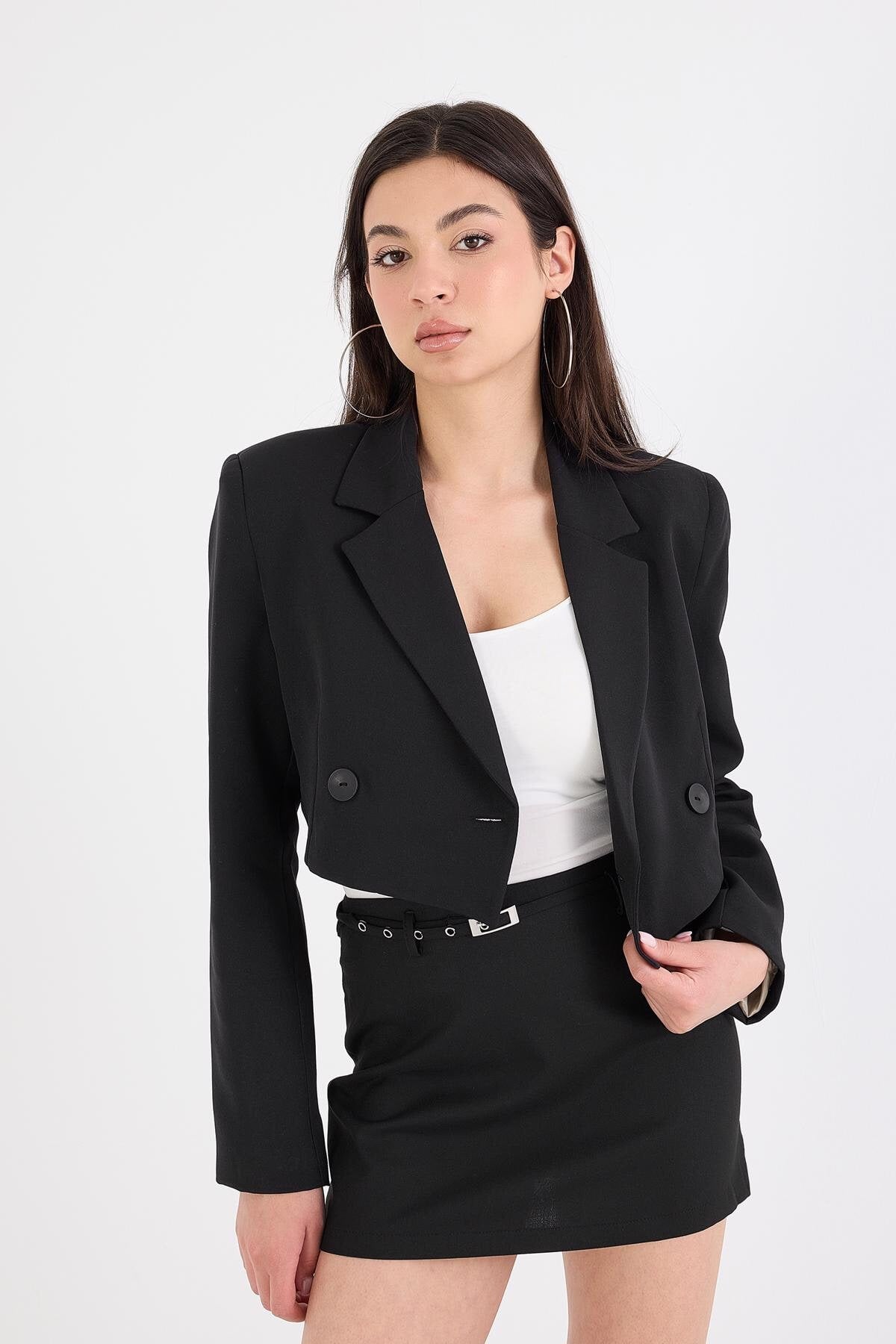 Black_Crop-Blazer-Jacket-addax