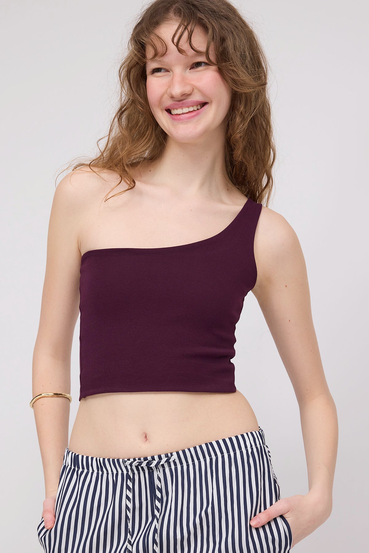 Gardenia_One-Shoulder-Short-Tank-Top-addax