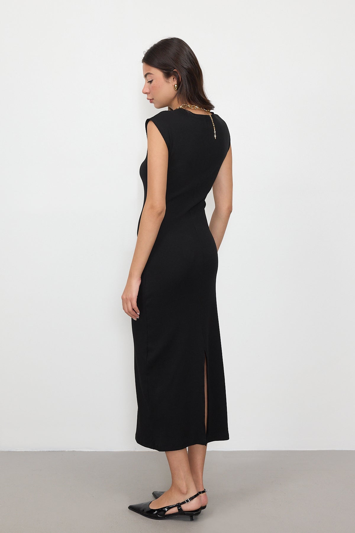 Black_Ribbed-Midi-Dress-addax