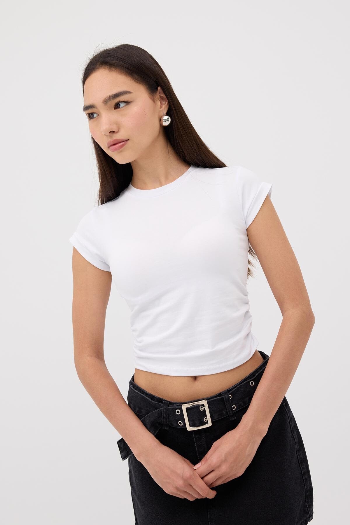 White_Crew-Neck-Side-Gathered-Blouse-addax