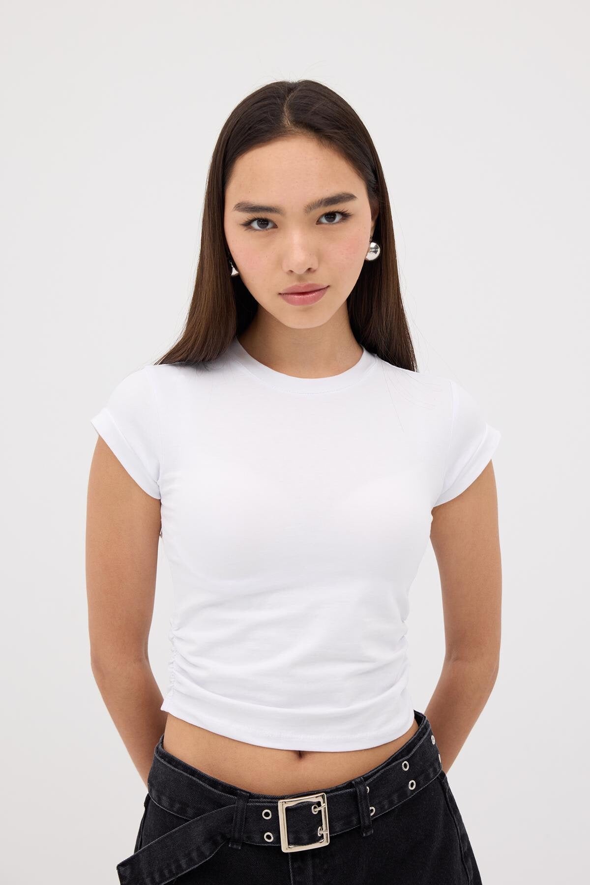 White_Crew-Neck-Side-Gathered-Blouse-addax