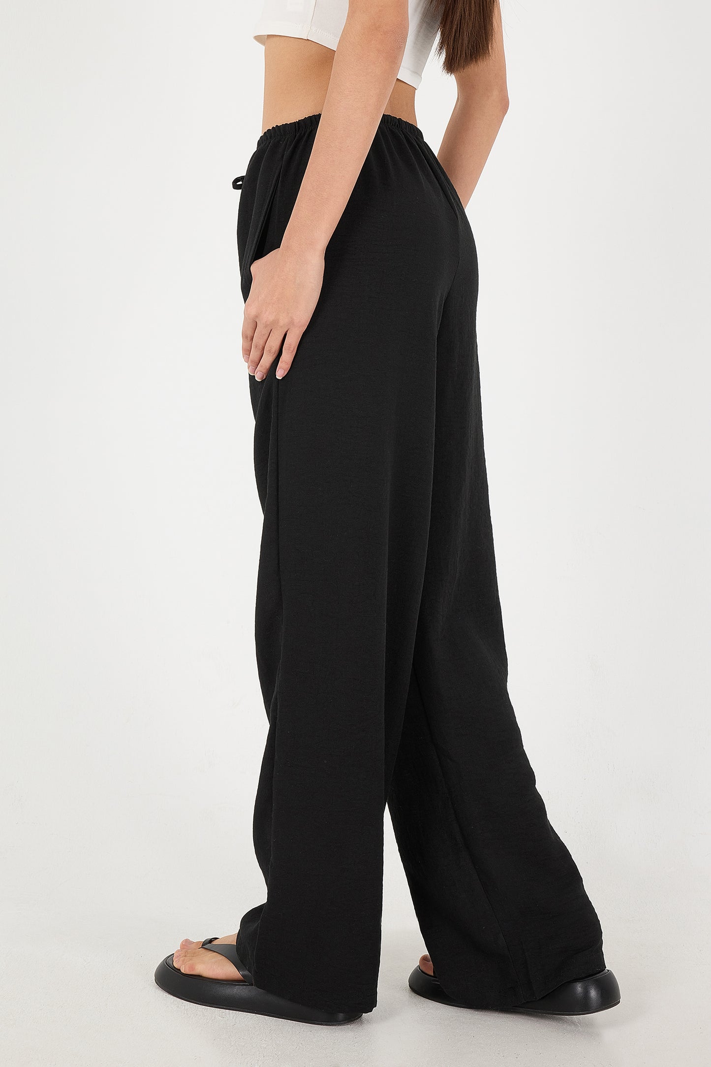 Black_Tied-Wide-Leg-Trousers-addax