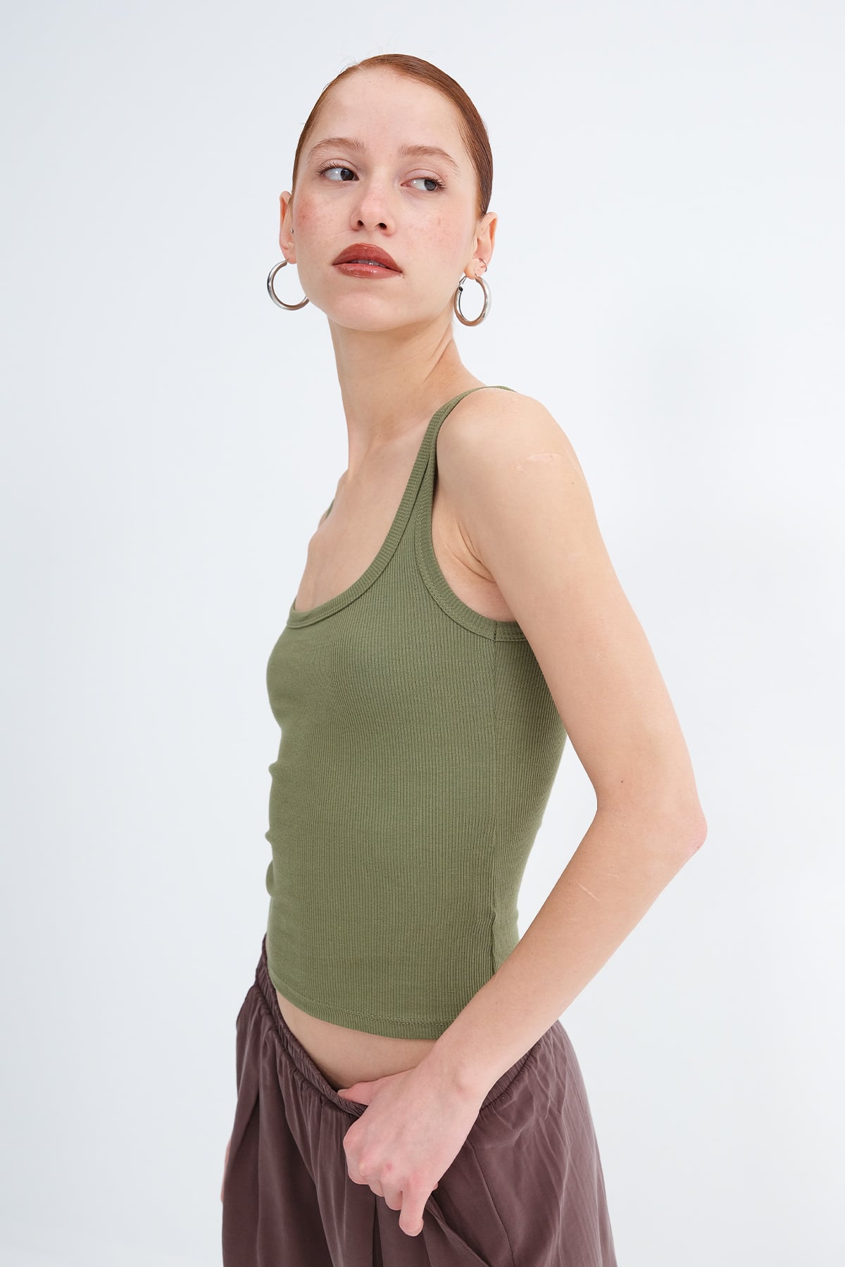 Matcha_U-Neck-Sleeveless-Tank-Top-addax