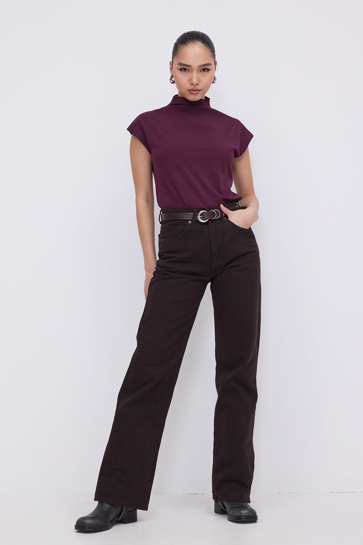 Gardenia_High-Neck-Basic-Blouse-addax