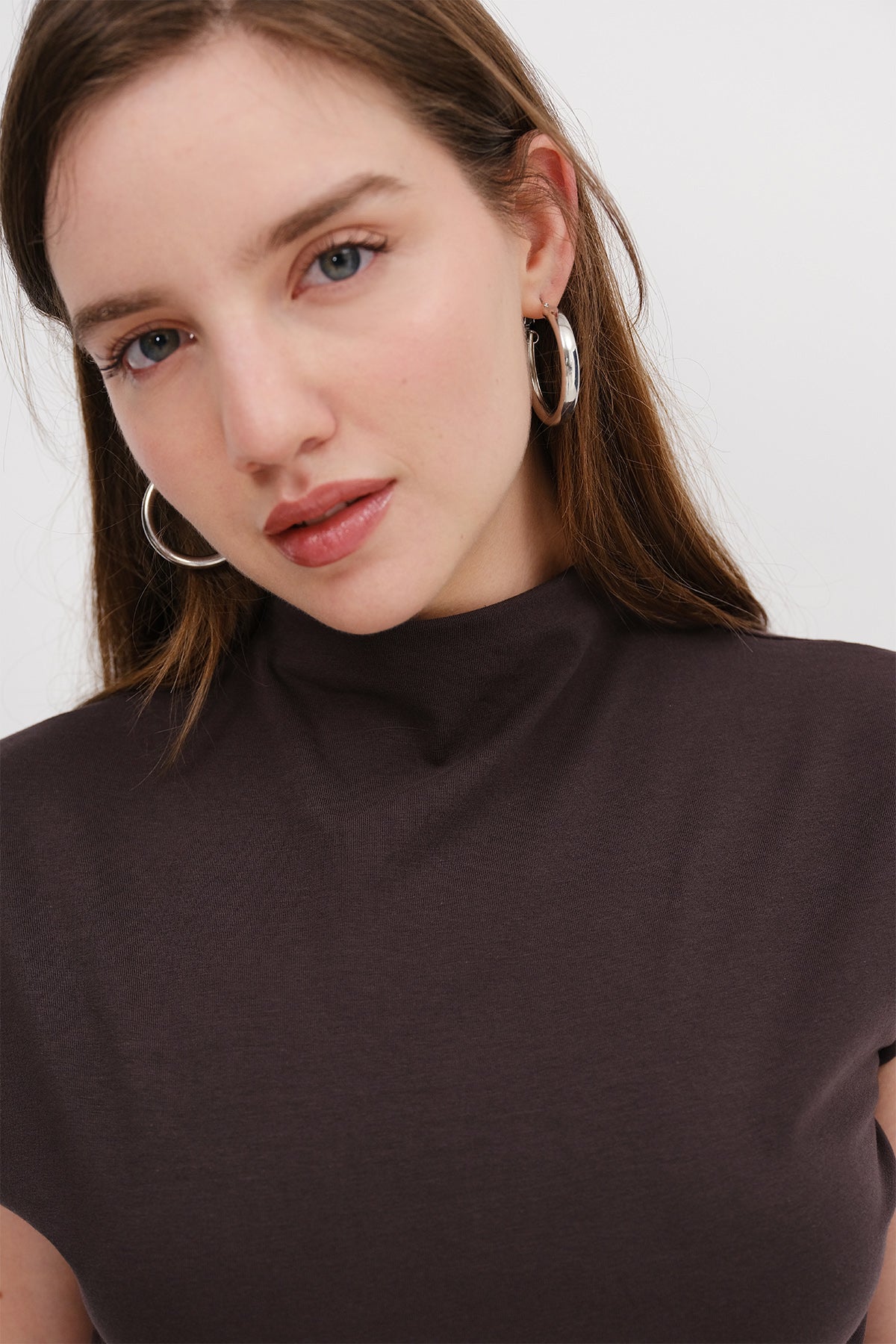 Soft-Brown_High-Neck-Basic-Blouse-addax